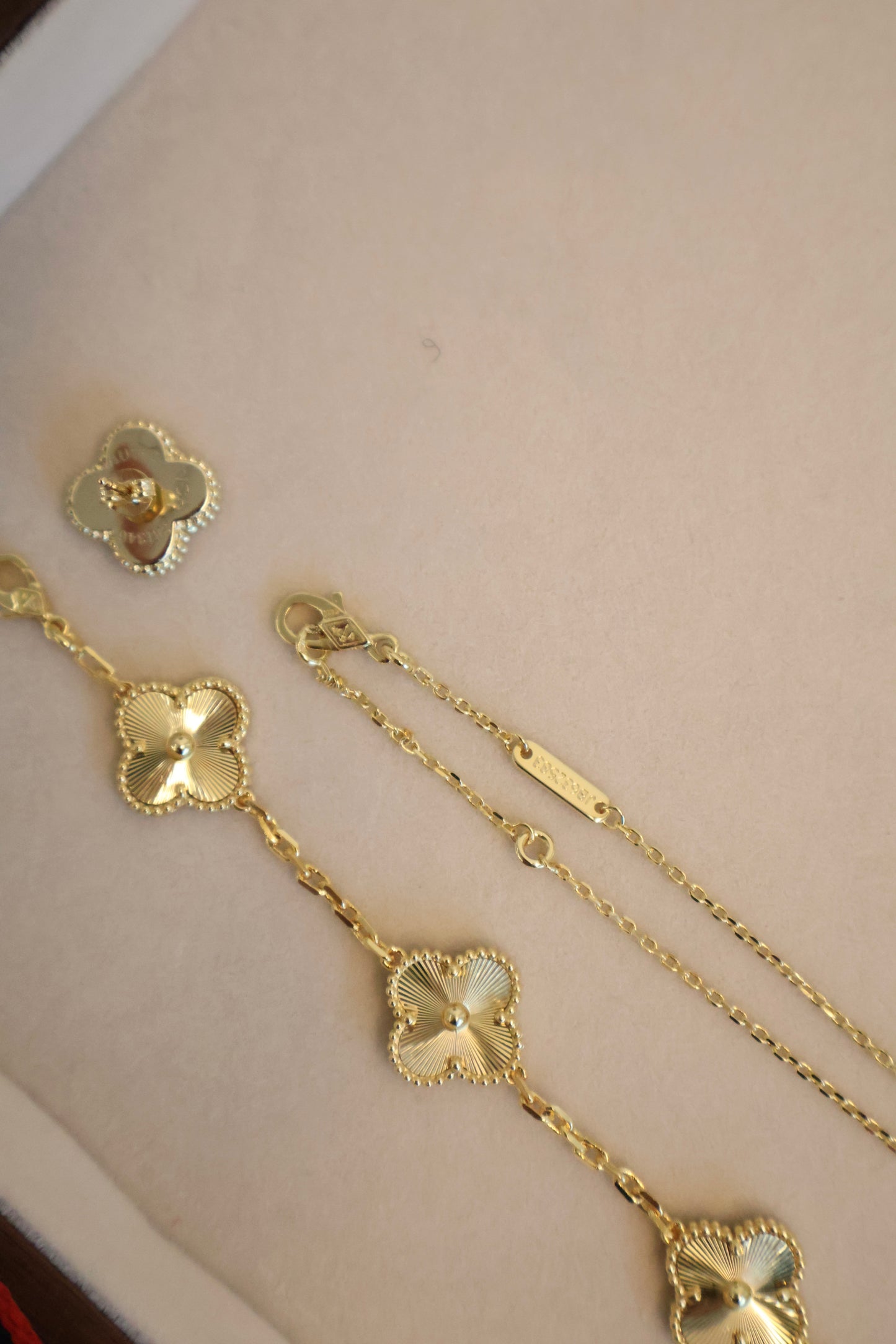 Van Cleef Gold Colour Jewelry (Whatsapp for Price & Grade)