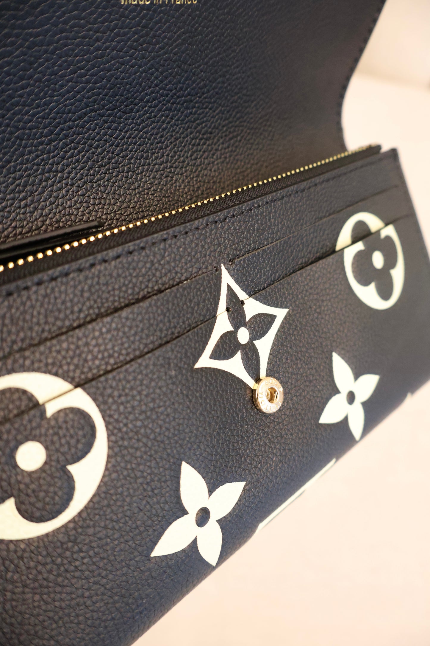 Louis Vuitton Wallet Long Bicolour (Whatsapp for Price & Grade)