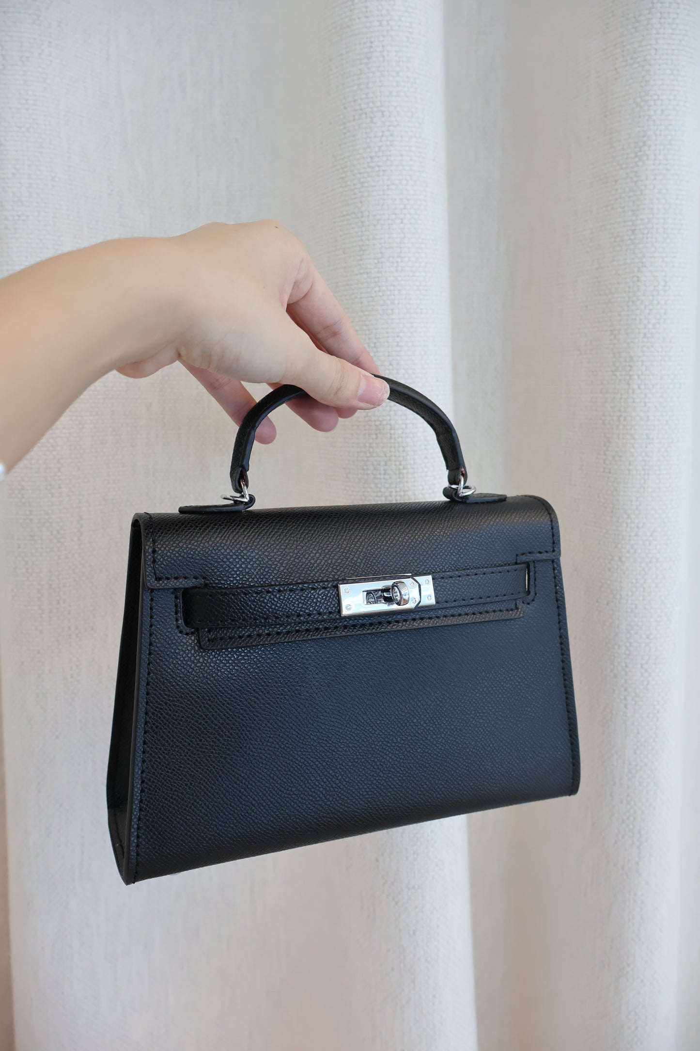 Hermes Kelly Black Bag (Whatsapp for Price & Grade)