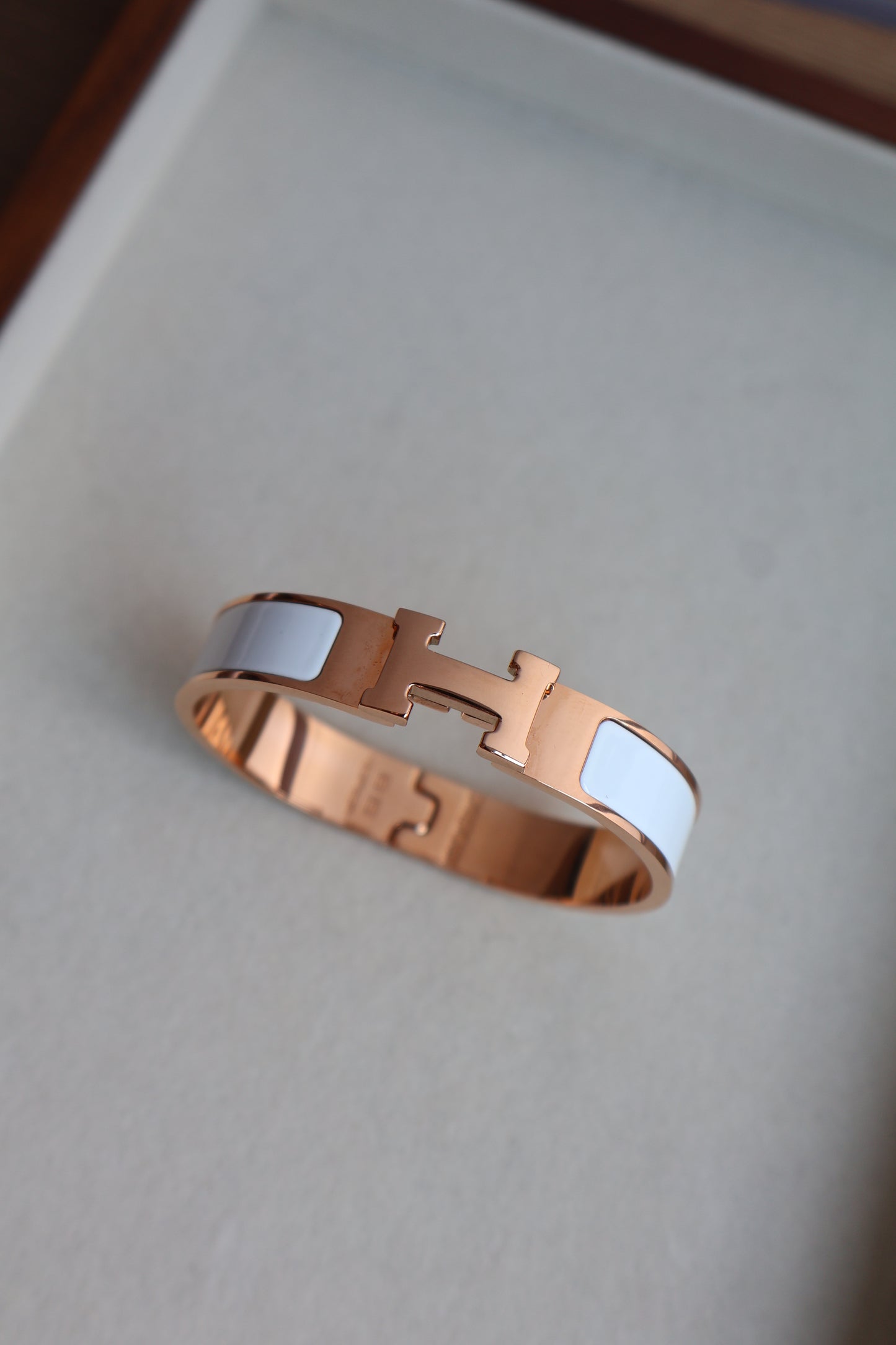 Hermes Bangle Rose Gold x White (Whatsapp for Price & Grade)