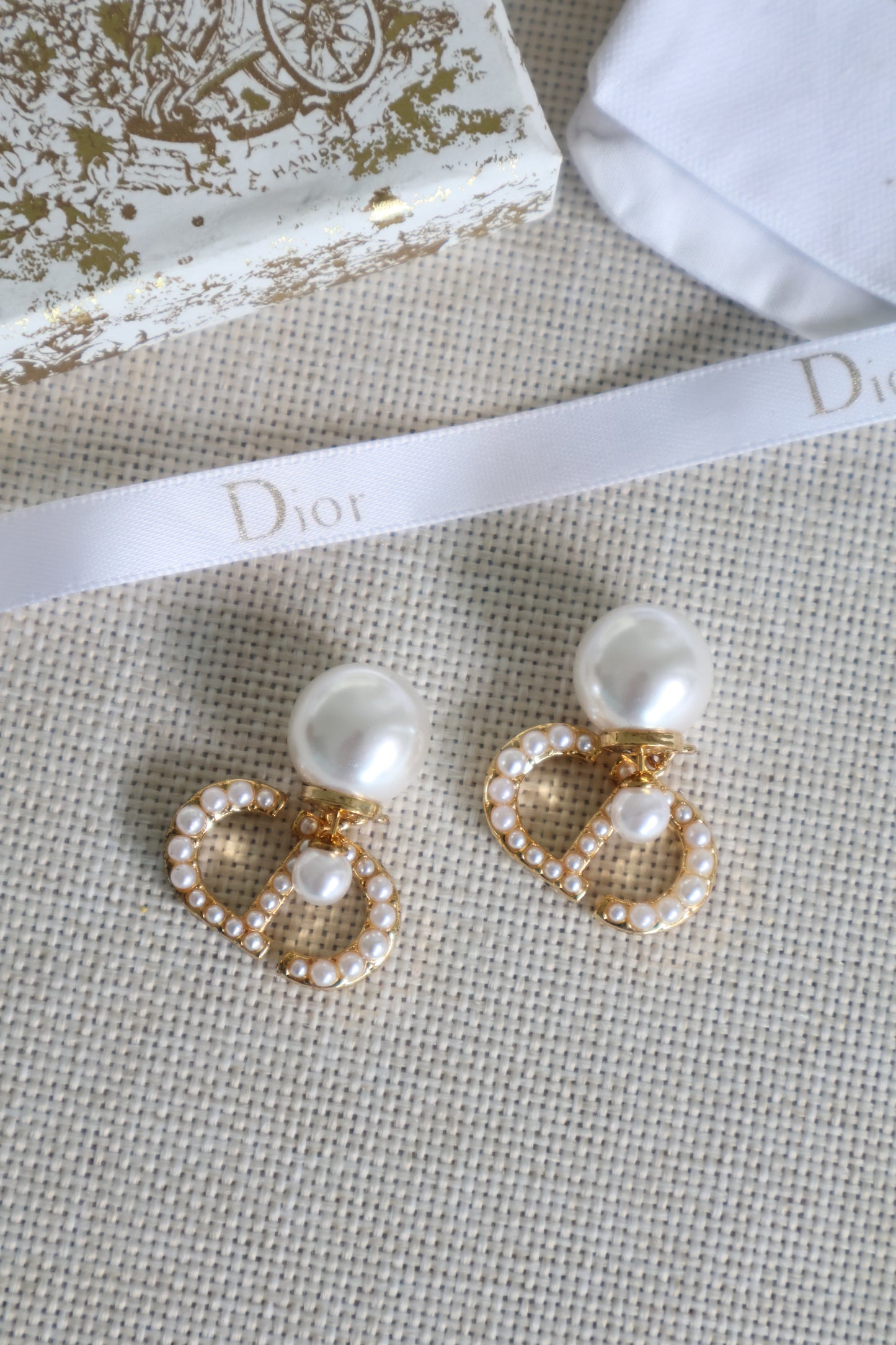 Dior Earrings Pearly (Whatsapp for Price & Grade)