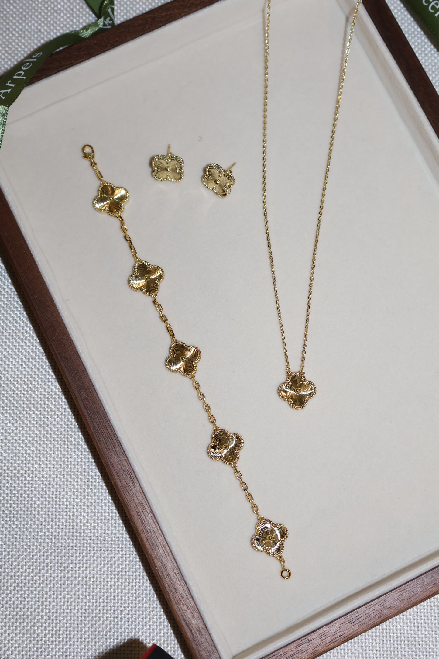 Van Cleef Gold Colour Jewelry (Whatsapp for Price & Grade)