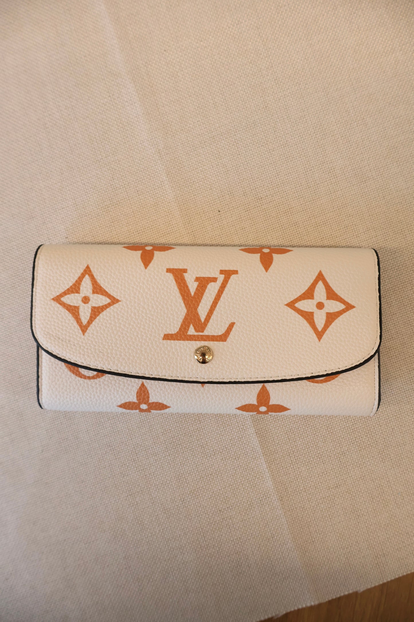 Louis Vuitton Wallet Long Bicolour (Whatsapp for Price & Grade)