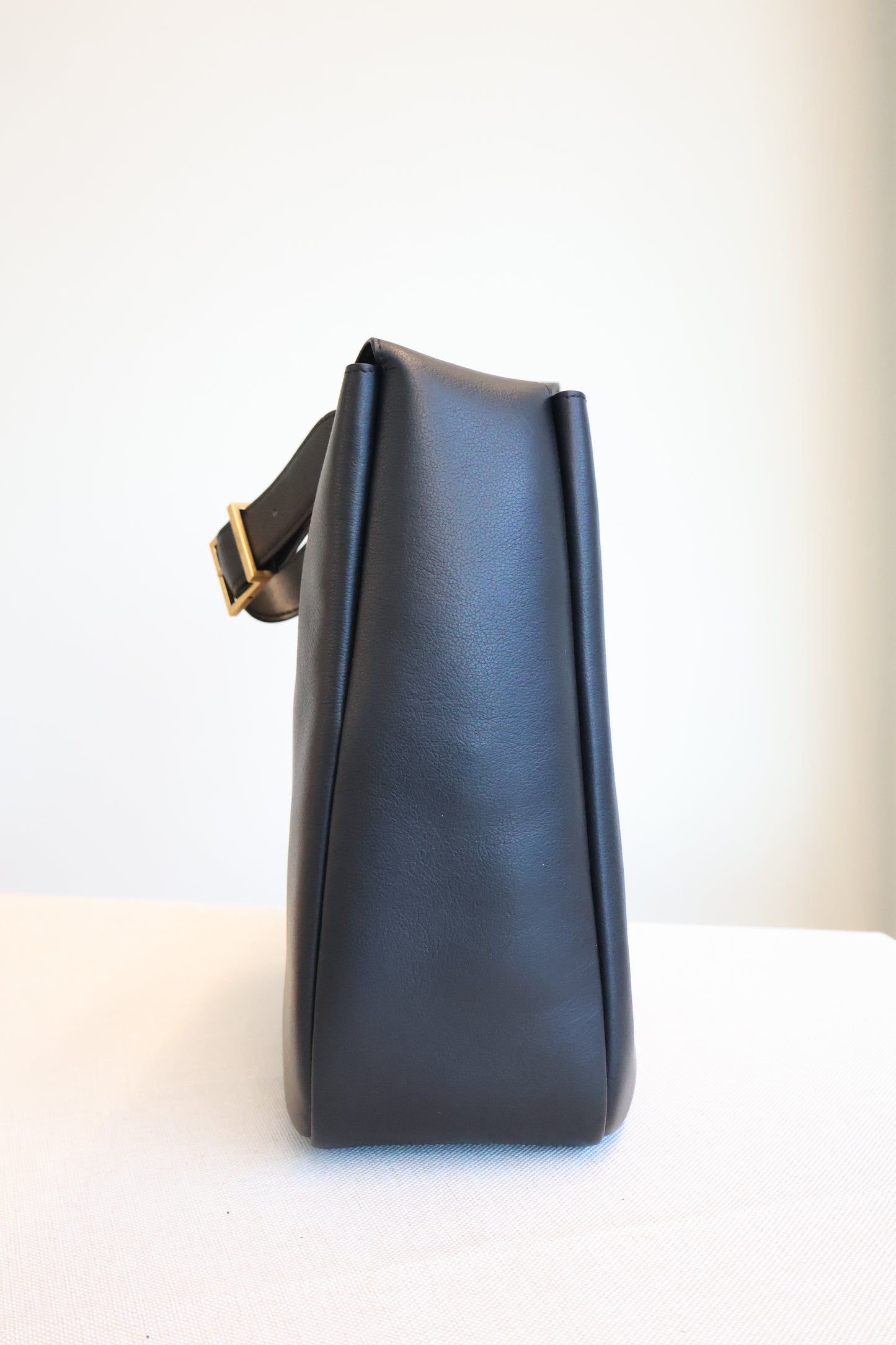 Yves Saint Laurent LE5A7 Supple Small Bag Black (Whatsapp for Price & Grade)