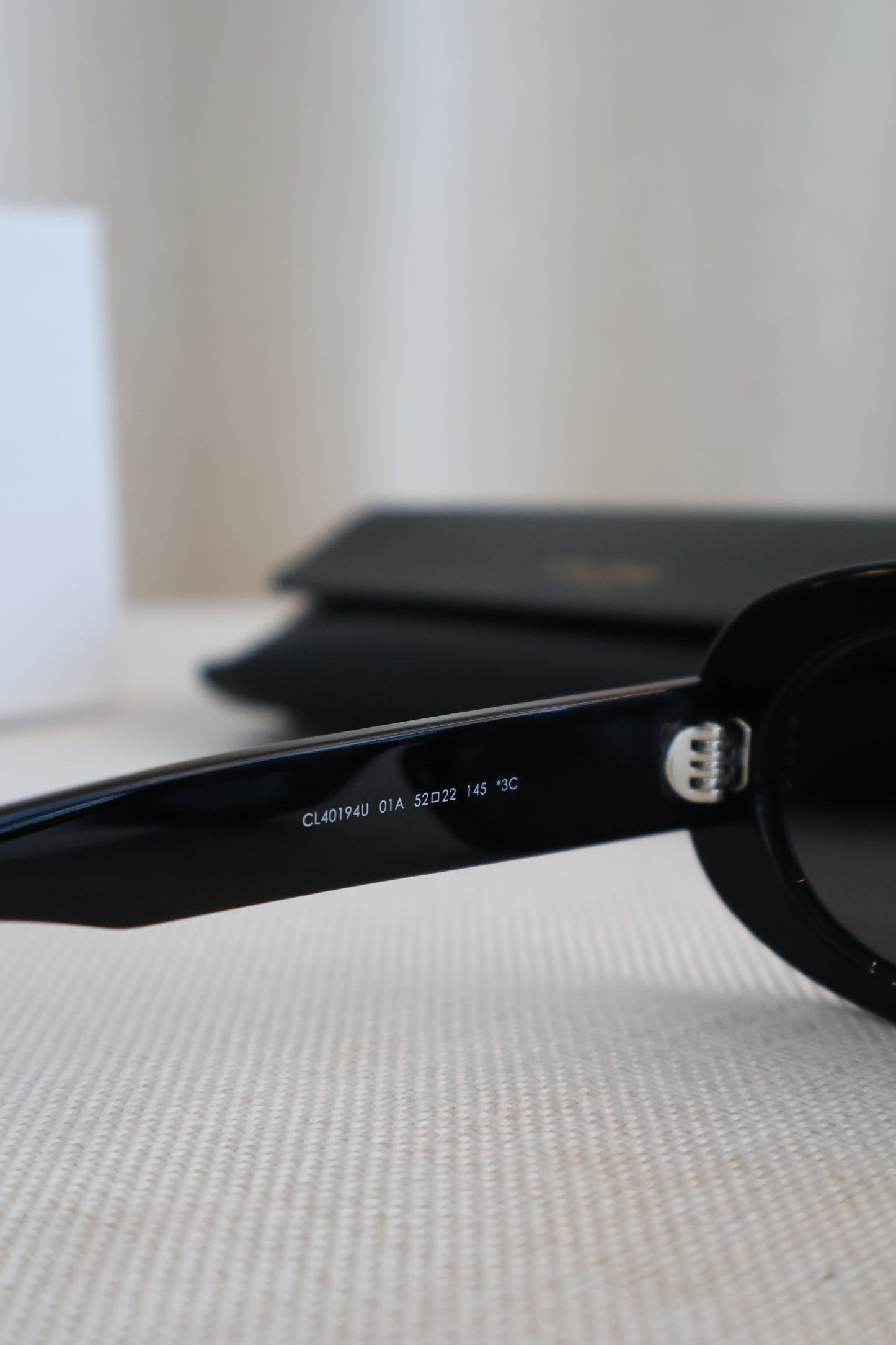 Celine Sunglasses CL40194 Black (Whatsapp for Price & Grade)