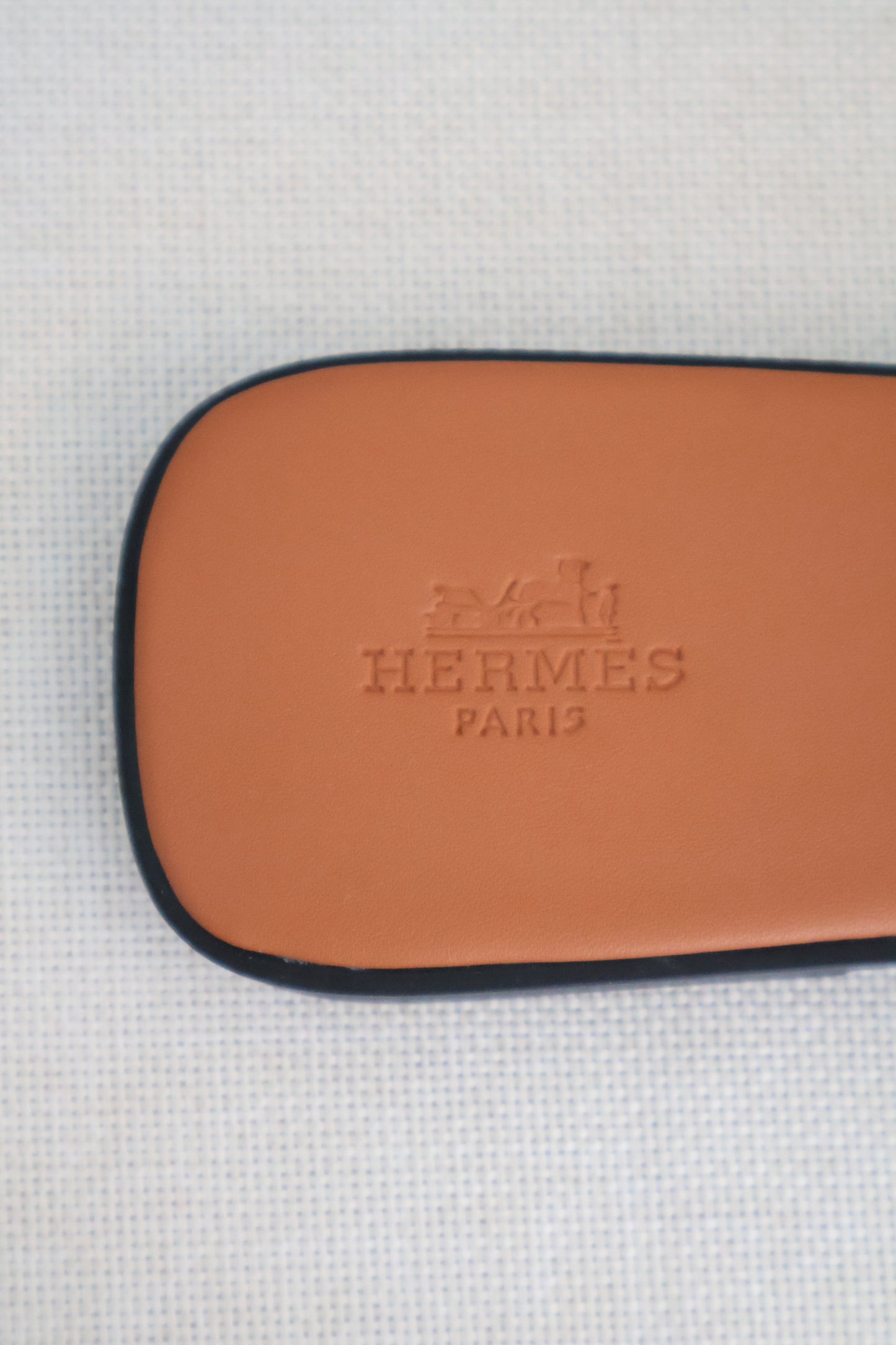 Hermes Slides Brown x White PDD (Whatsapp for Price & Grade)