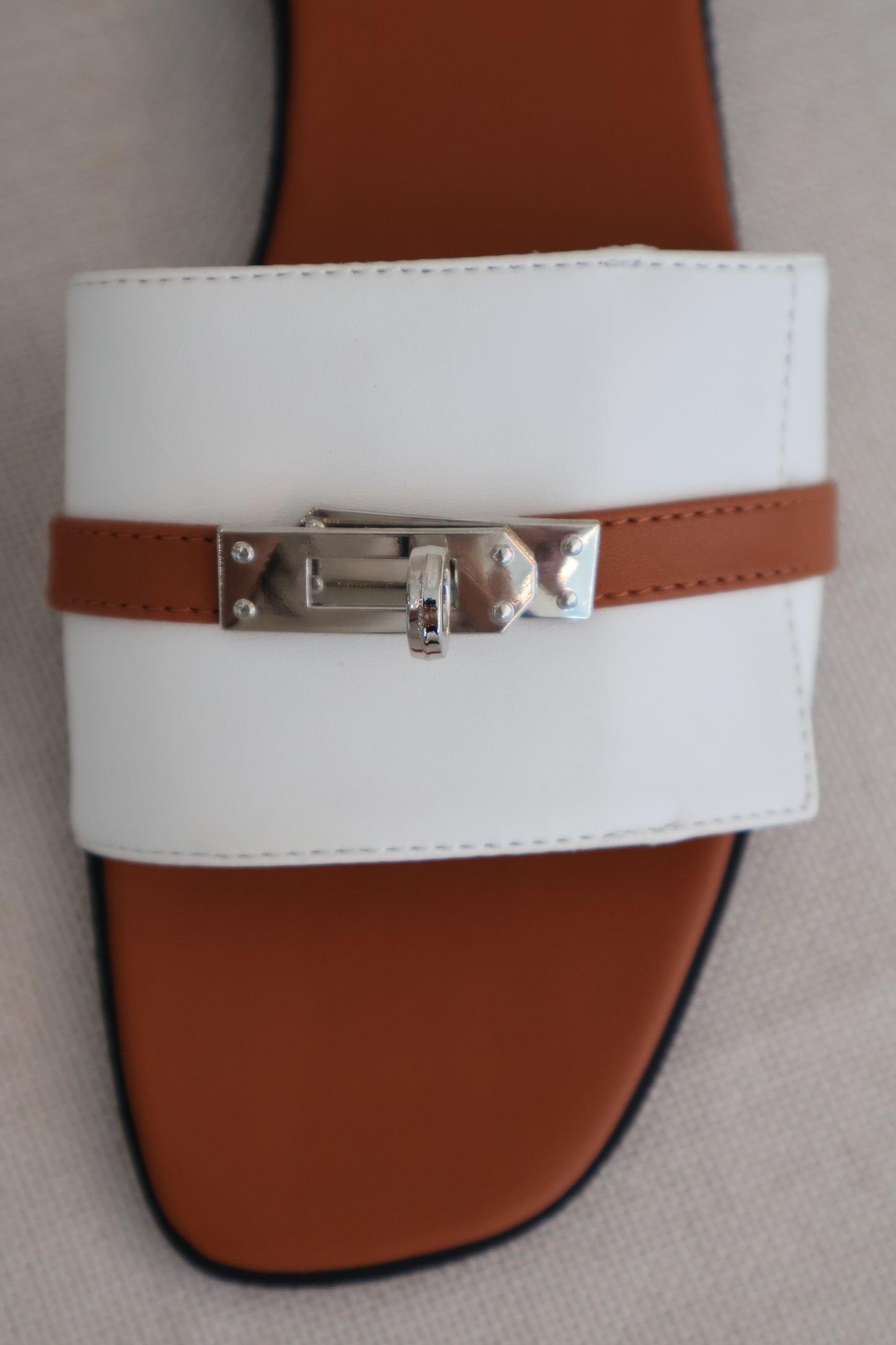 Hermes Slides Brown x White PDD (Whatsapp for Price & Grade)