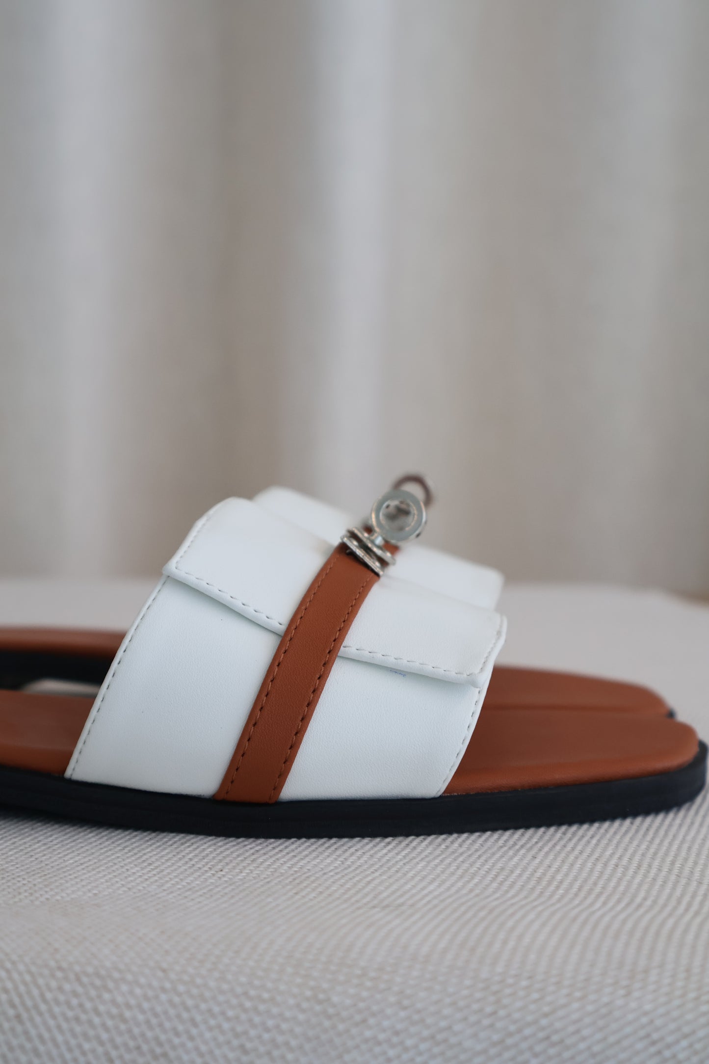 Hermes Slides Brown x White PDD (Whatsapp for Price & Grade)