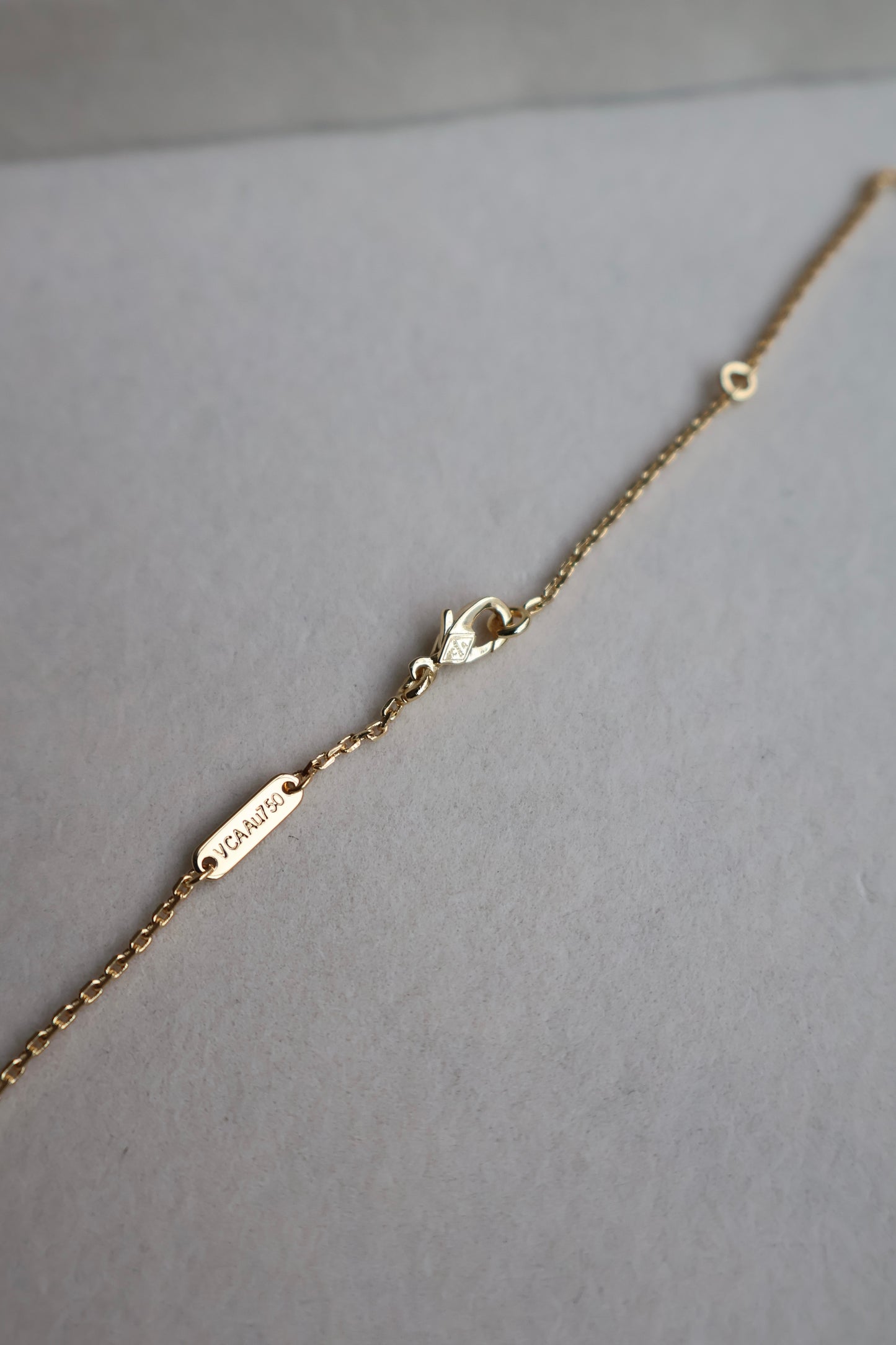 Van Cleef Pink Necklace (Whatsapp for Price & Grade)