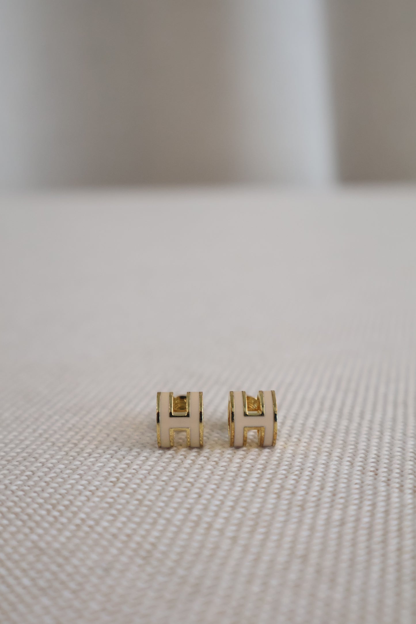 Hermes Mini Pop H Earrings Nude x Gold (Whatsapp for Price & Grade)