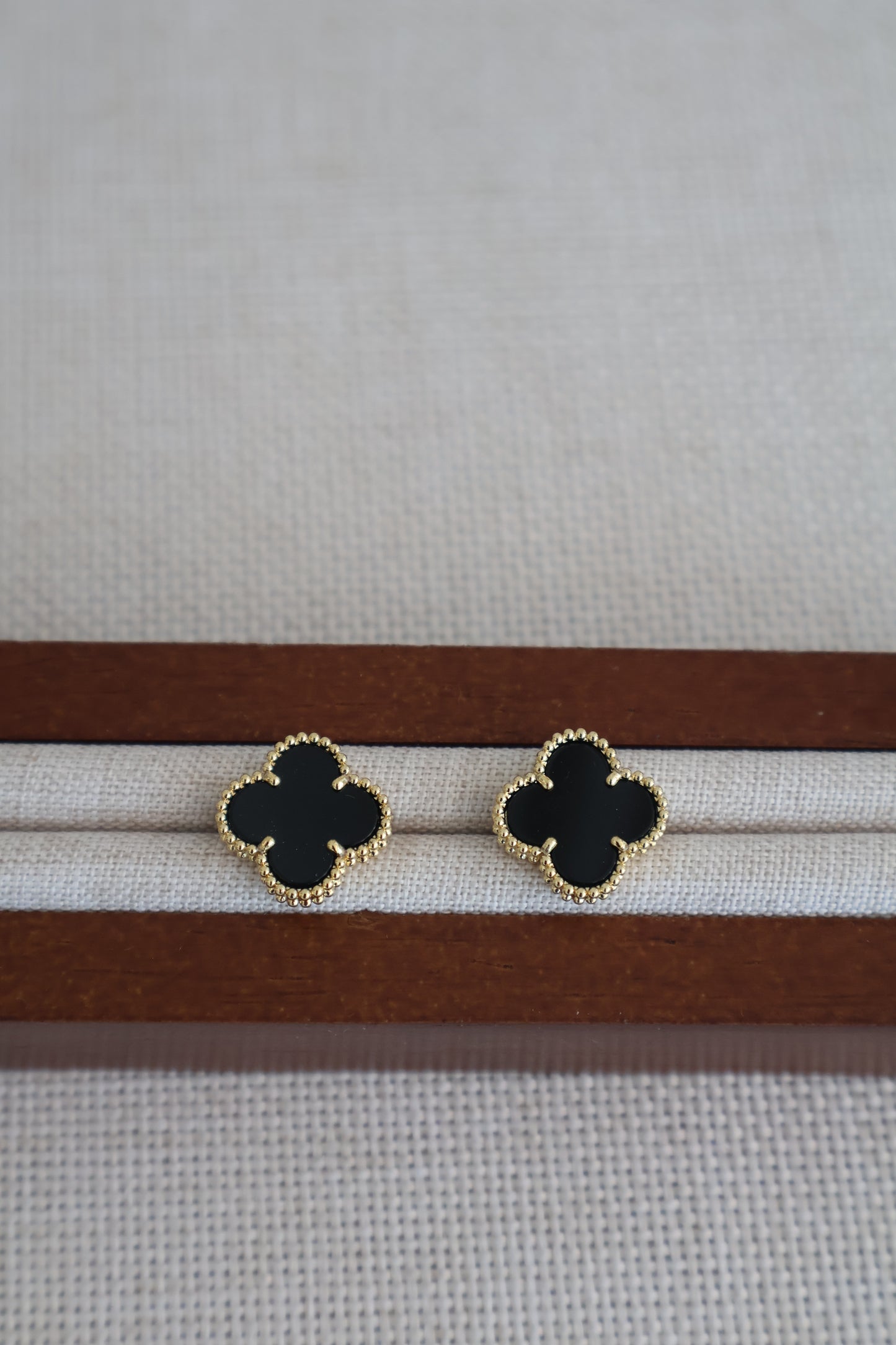 Van Cleef Black Earrings (Whatsapp for Price & Grade)