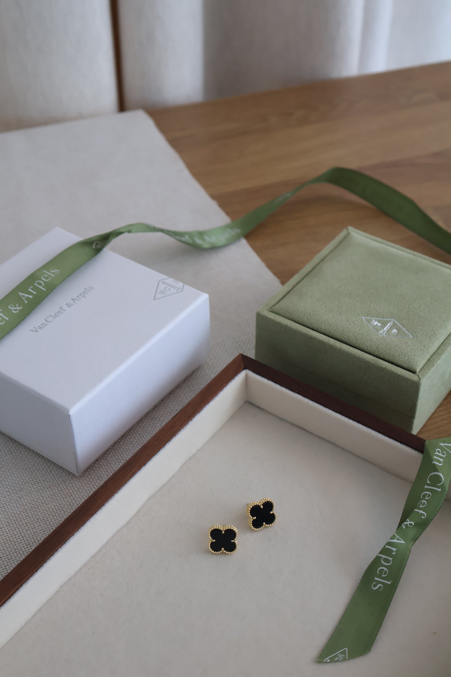 Van Cleef Black Earrings (Whatsapp for Price & Grade)