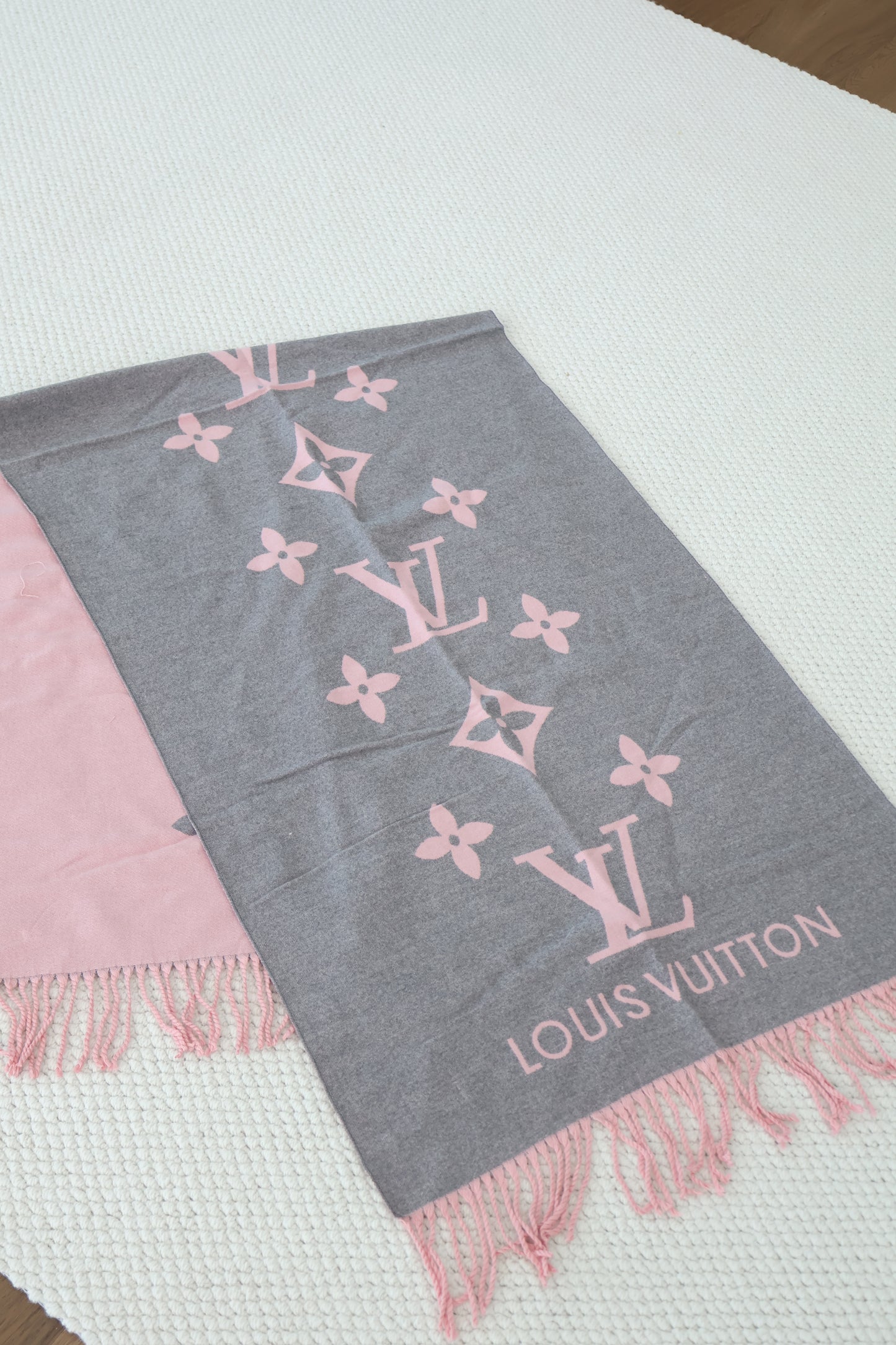 Louis Vuitton Scarf Pink x Grey (Whatsapp for Price & Grade)