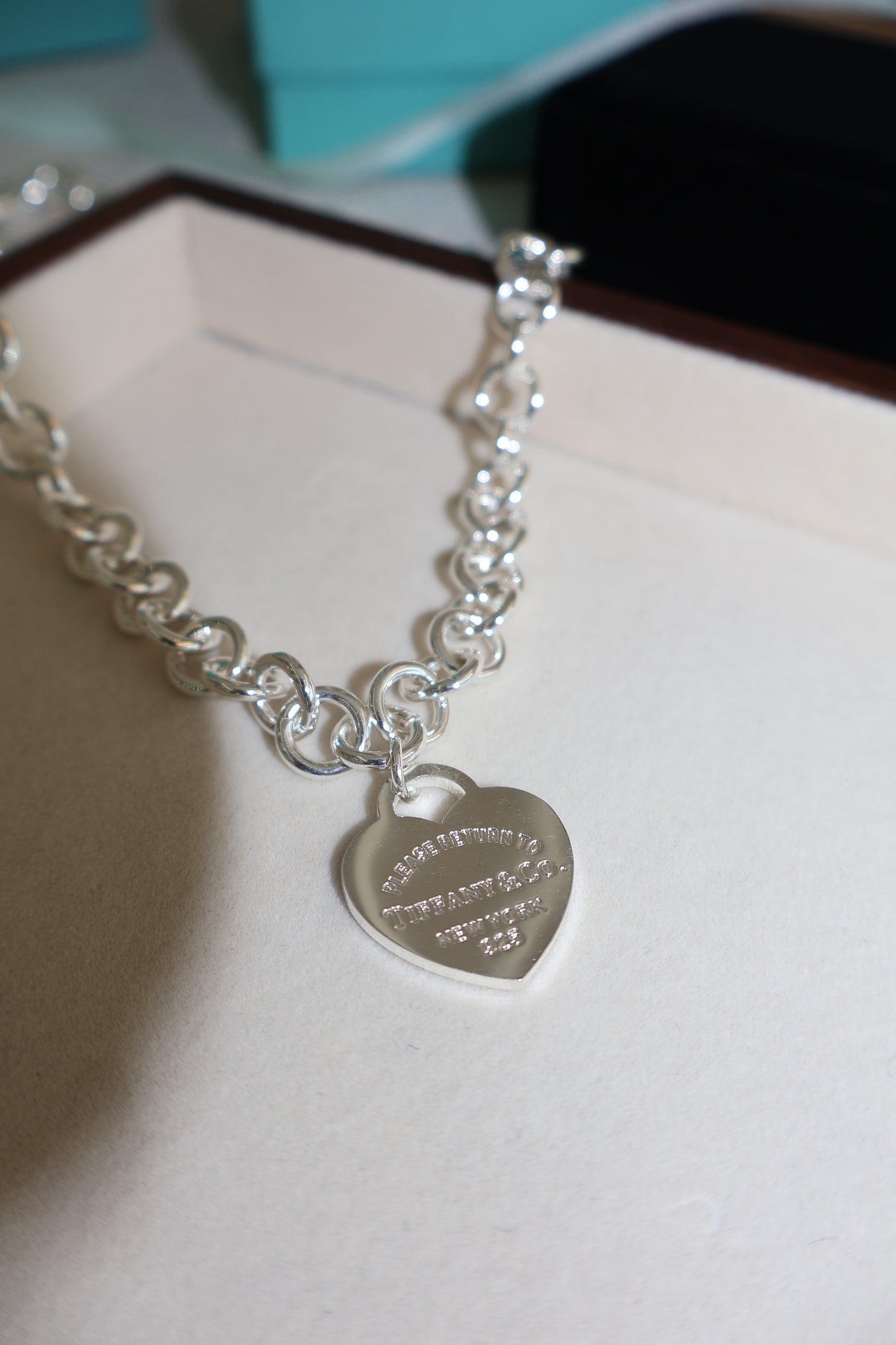 Tiffany & Co Heart Tag Chain Link Necklace in Silver (Whatsapp for Price & Grade)