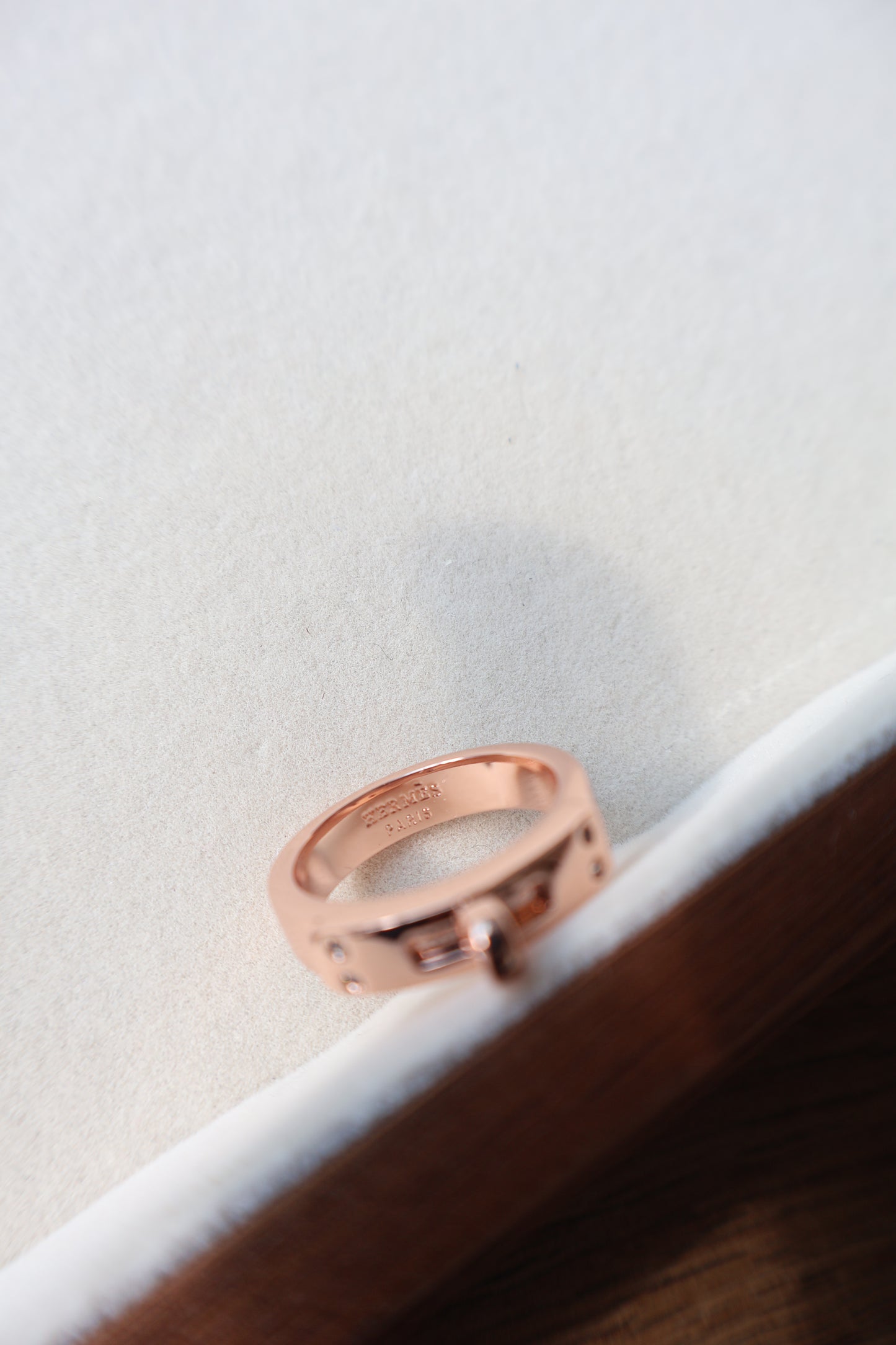 Hermes Kelly Ring Rose Gold (Whatsapp for Price & Grade)