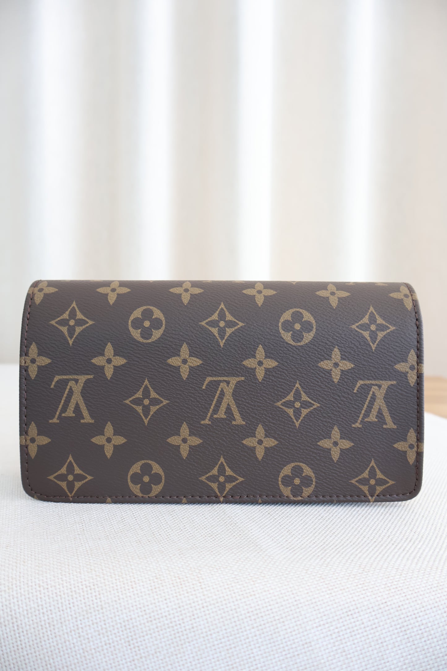 Louis Vuitton Lily WOC (Whatsapp for Price & Grade)