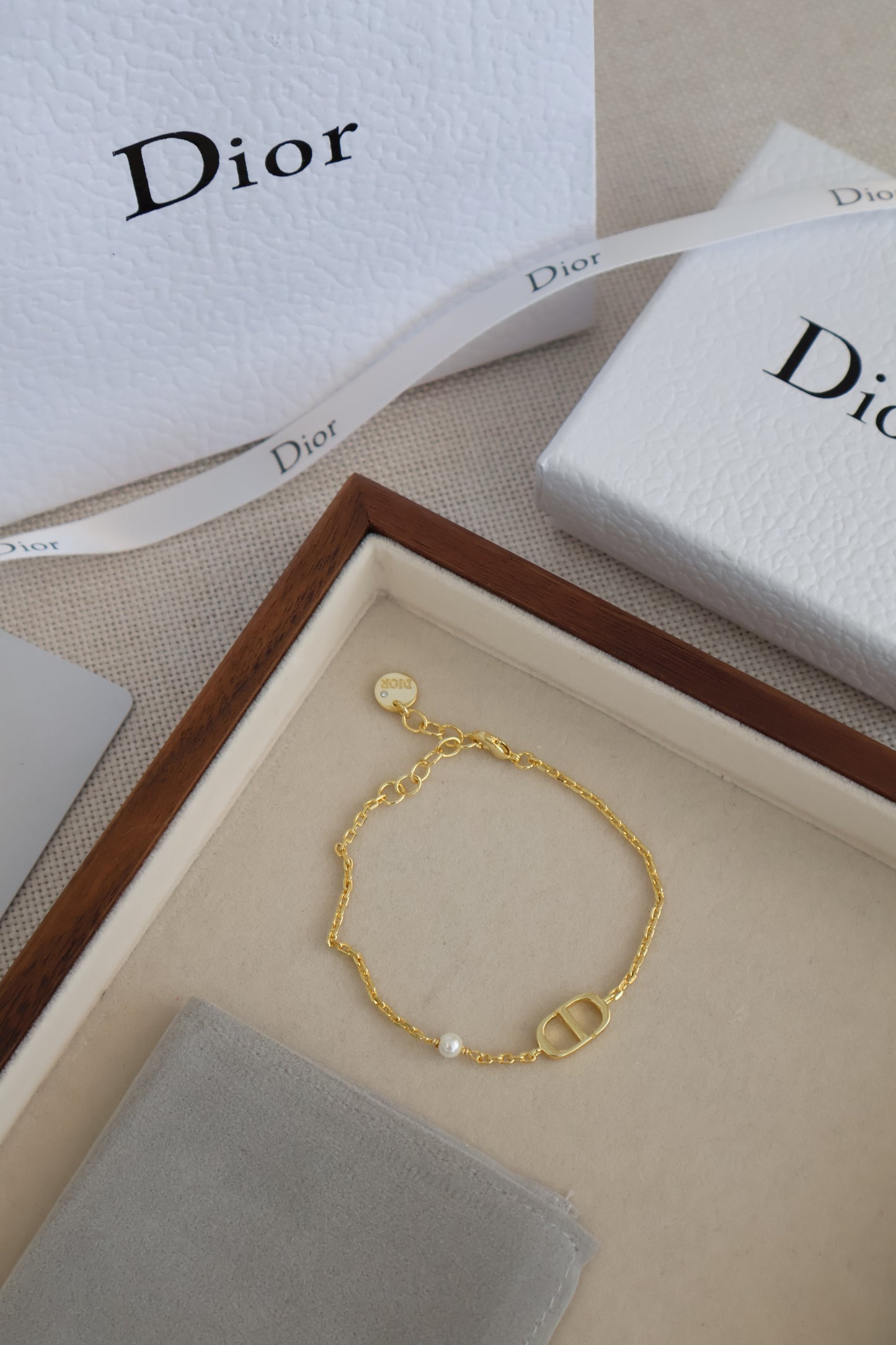 Dior Petit CD (Whatsapp for Price & Grade)