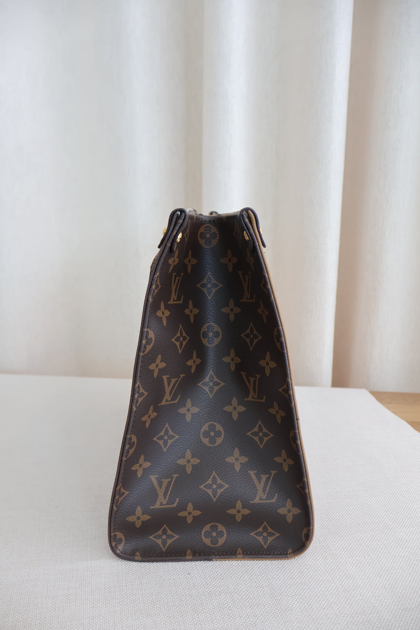 Louis Vuitton OnTheGo MM (Whatsapp for Price & Grade)