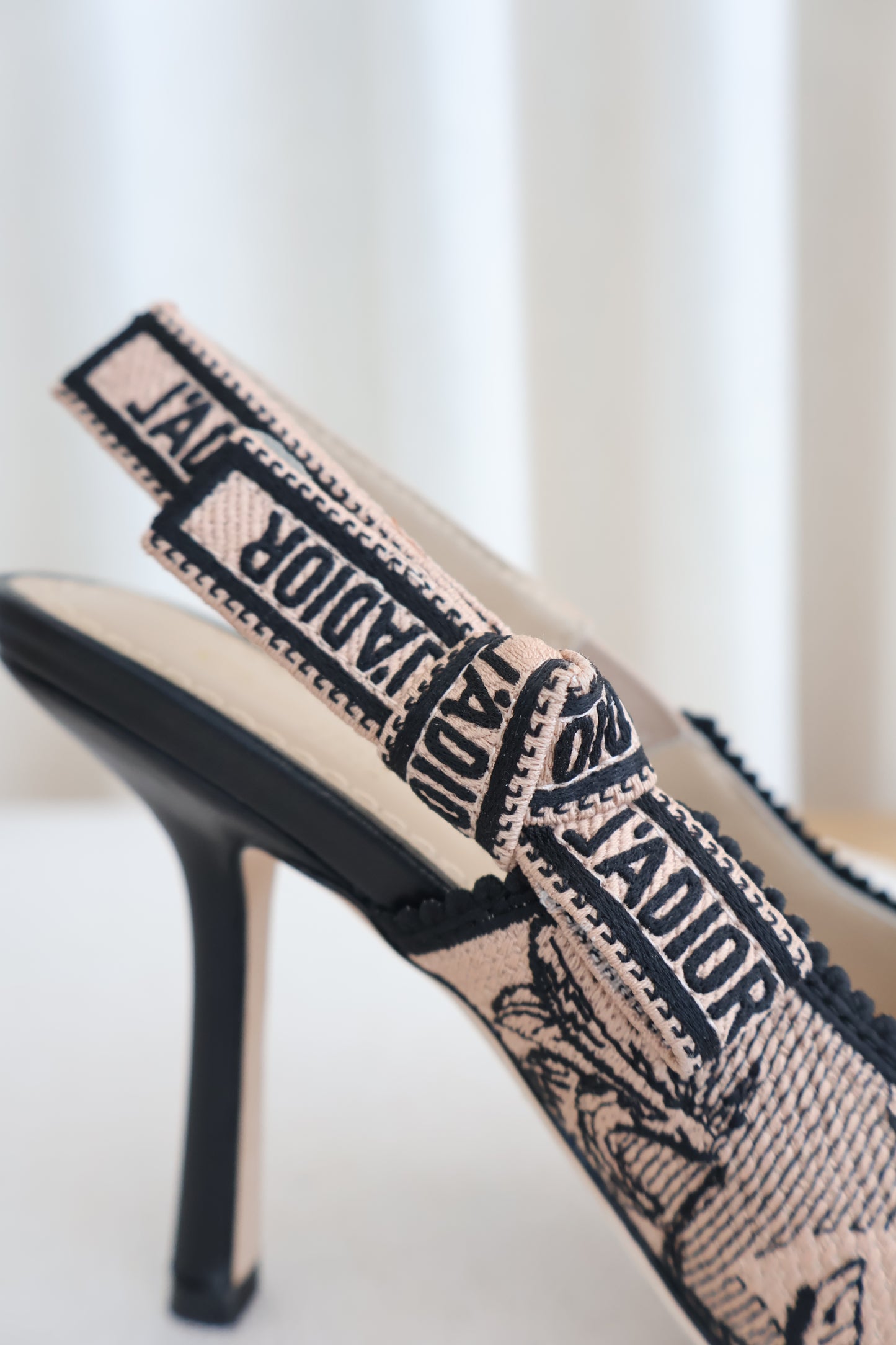 Dior J'adior Slingback Pump  (Whatsapp for Price & Grade)