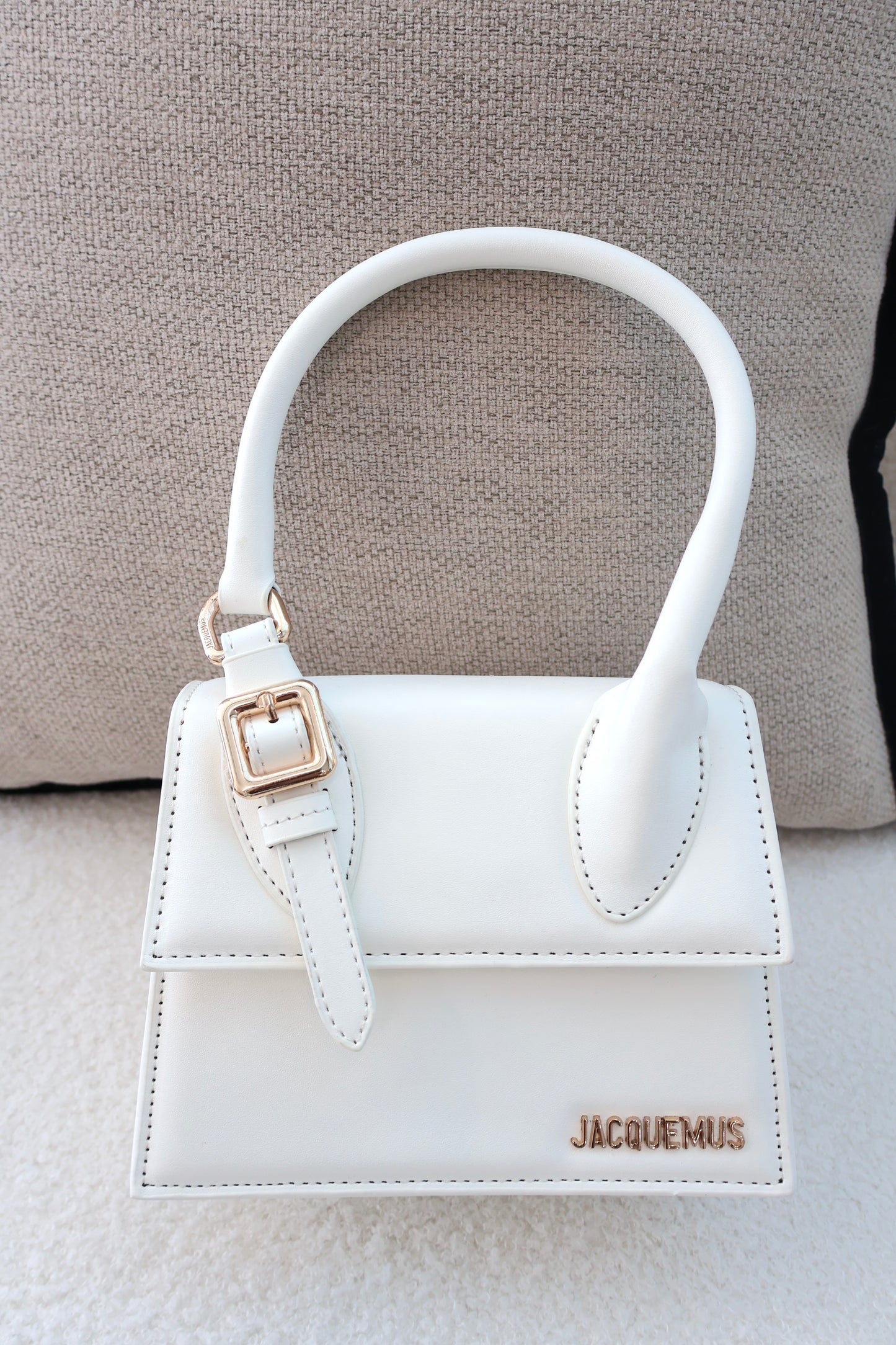 Jacquemus Le Chiquito Moyen White (Whatsapp for Price & Grade)