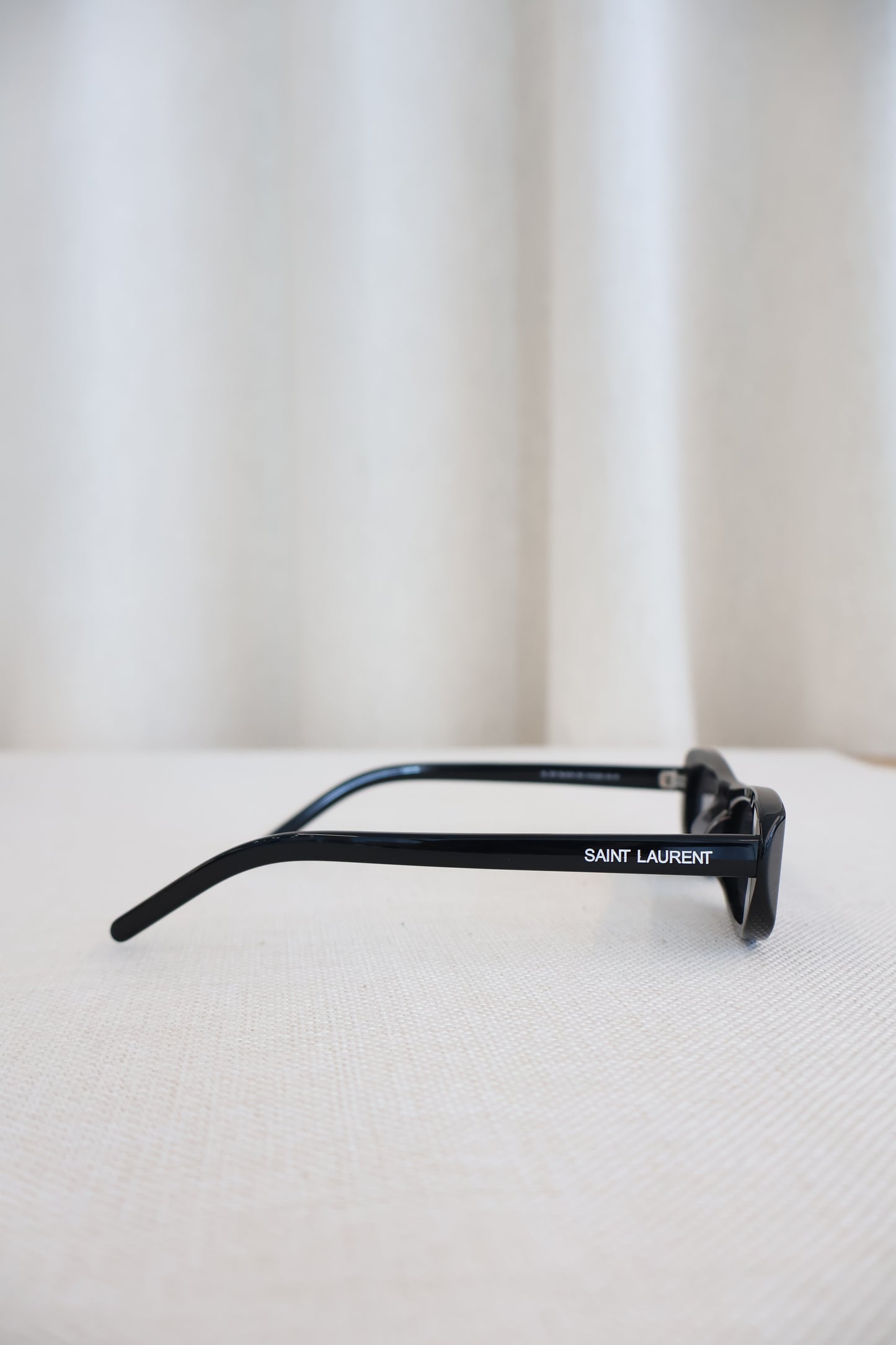 Yves Saint Laurent SL 557 Sunglasses (Whatsapp for Price & Grade)