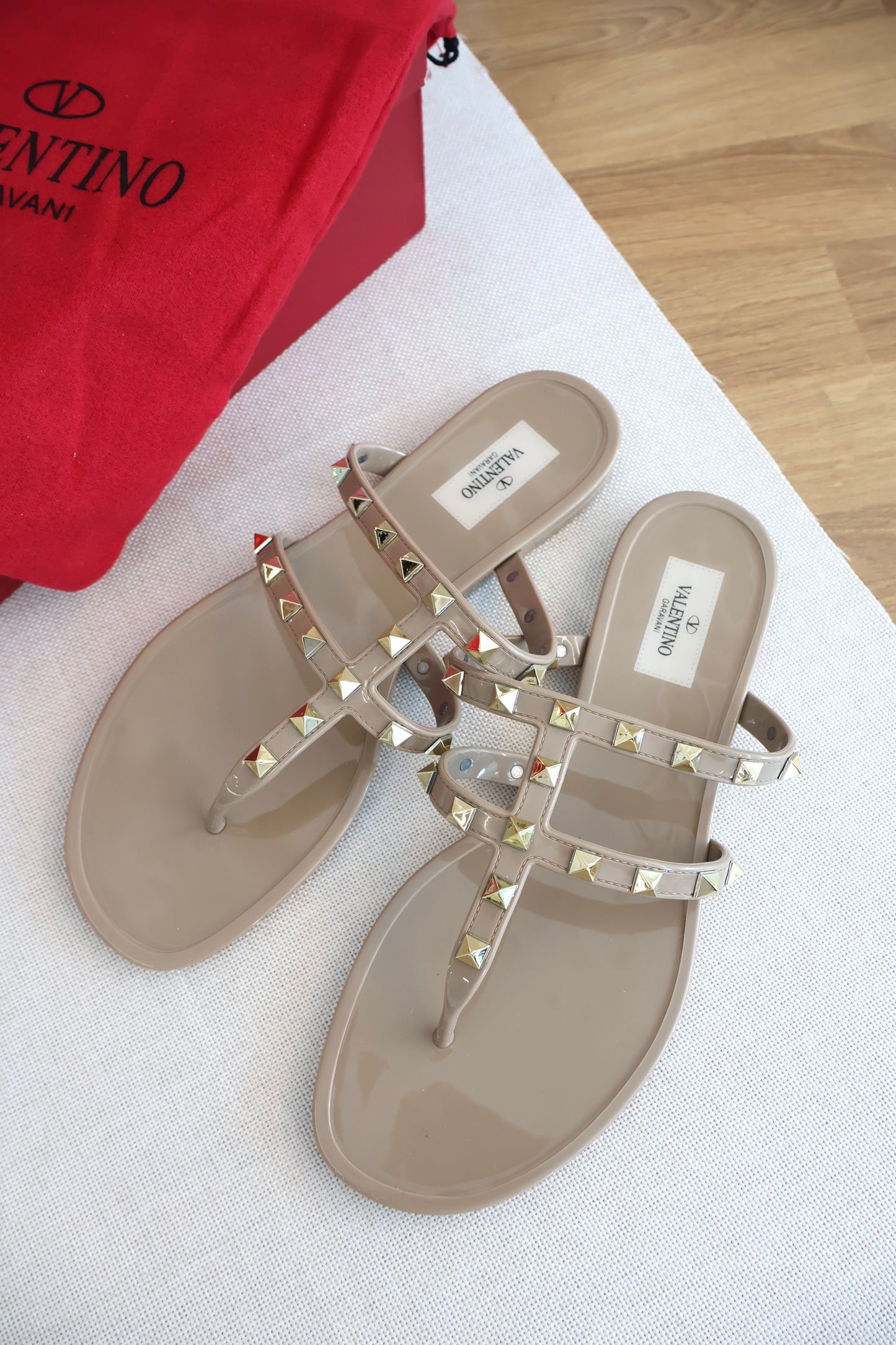 Valentino Garavani Rockstud Flay Rubber Sandal Nude (Whatsapp for Price & Grade)