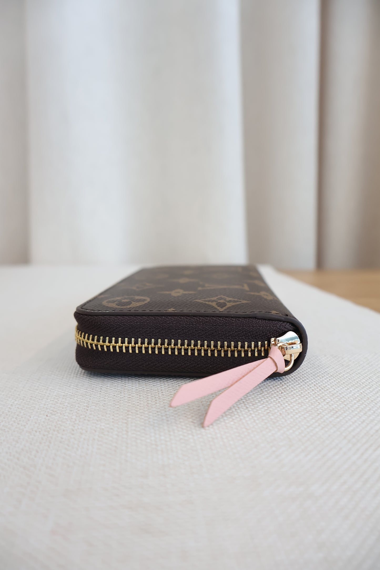 Louis Vuitton Zippy Wallet (Whatsapp for Price & Grade)