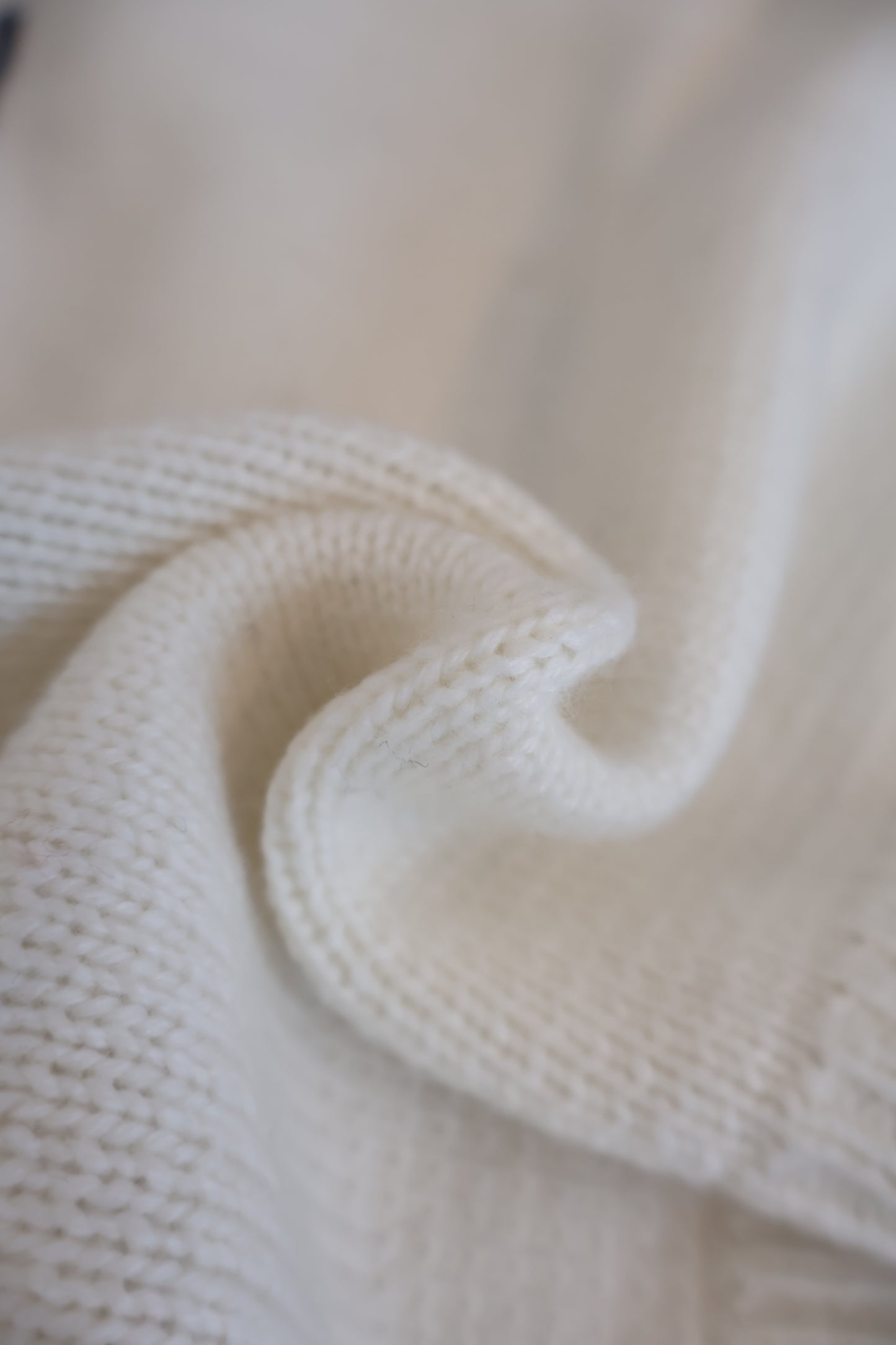 Dior Knitted Top Pink or White (Whatsapp for Price & Grade)