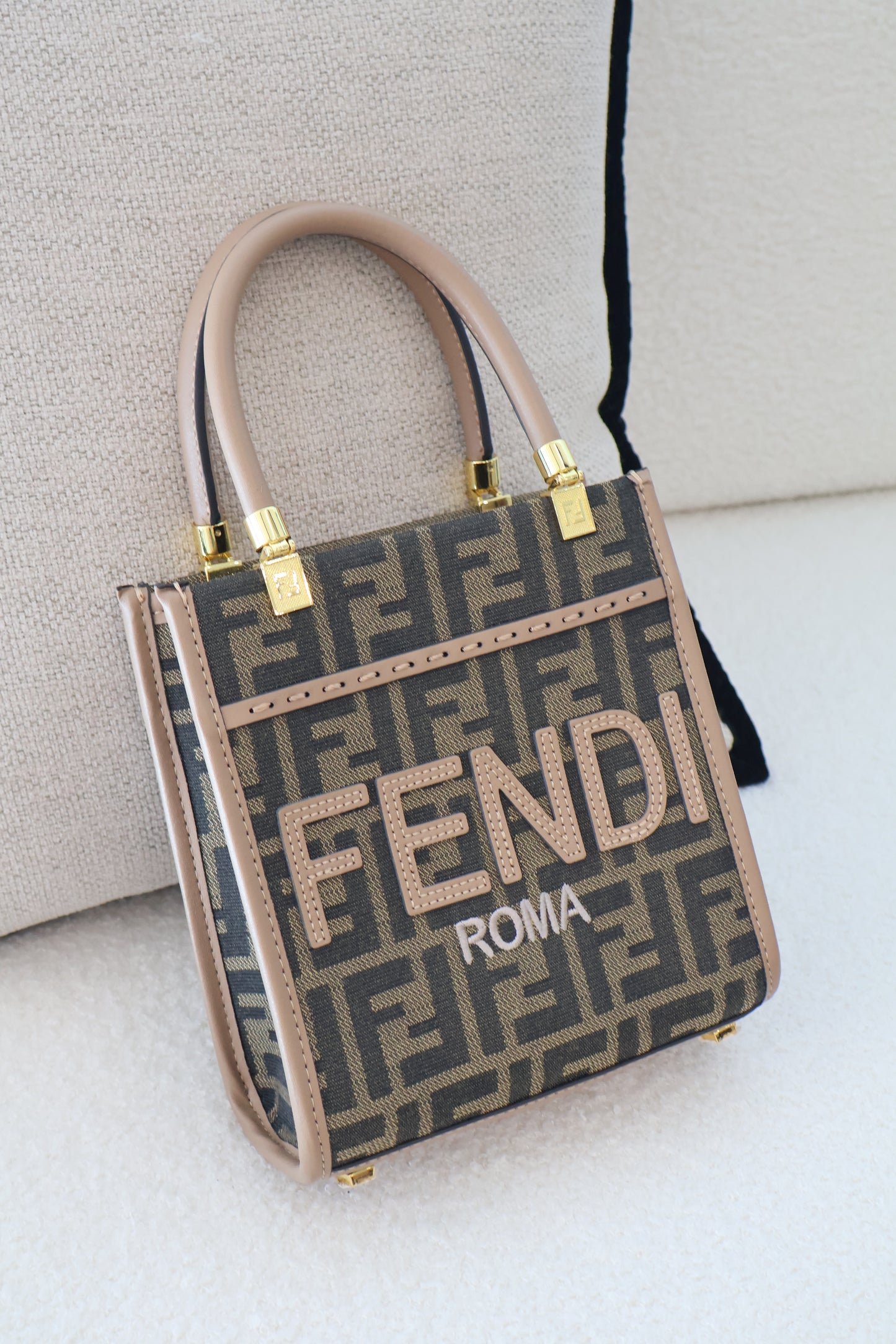 Fendi Mini Sunshine Shopper (Whatsapp for Price & Grade)