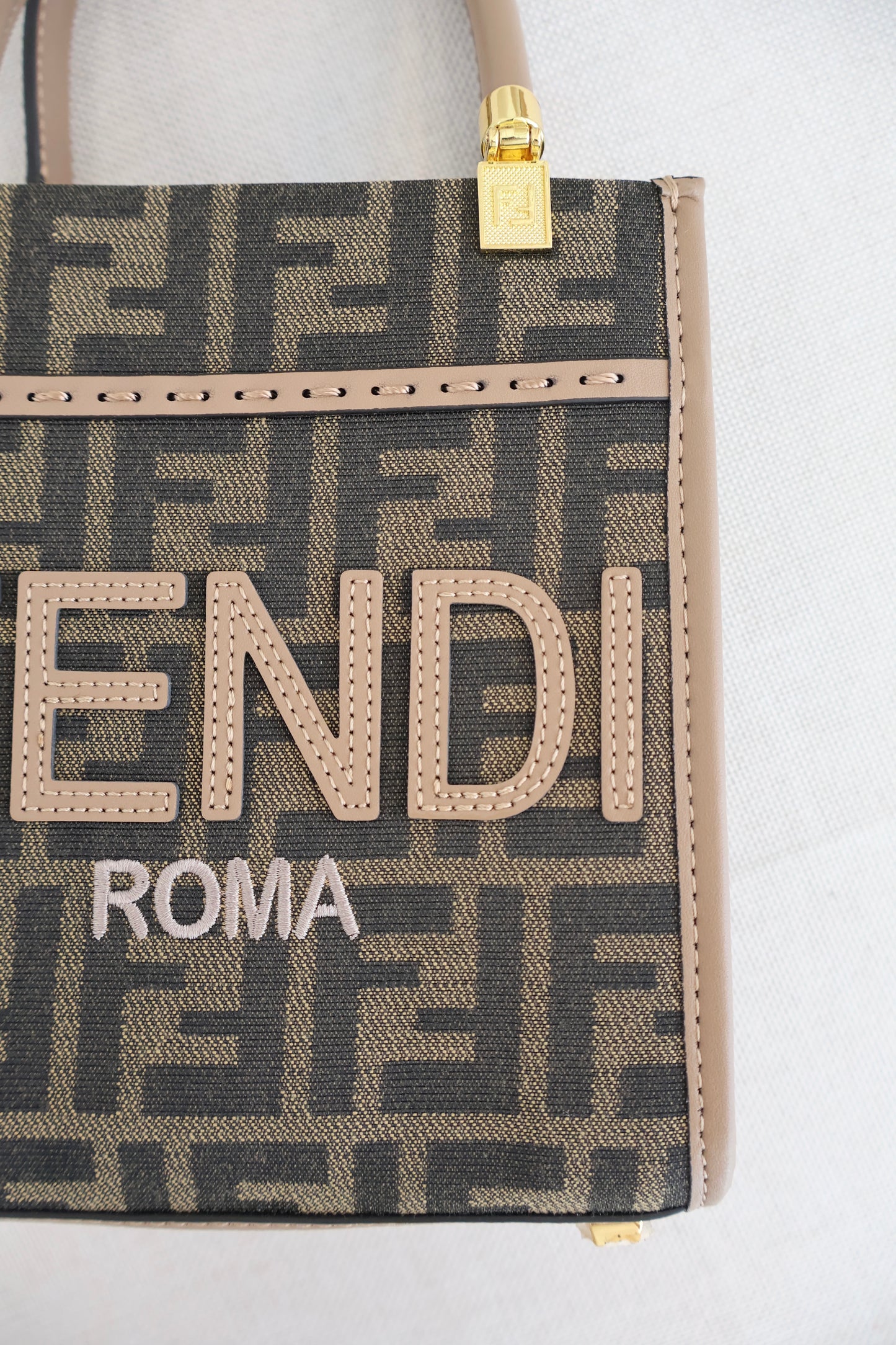 Fendi Mini Sunshine Shopper (Whatsapp for Price & Grade)