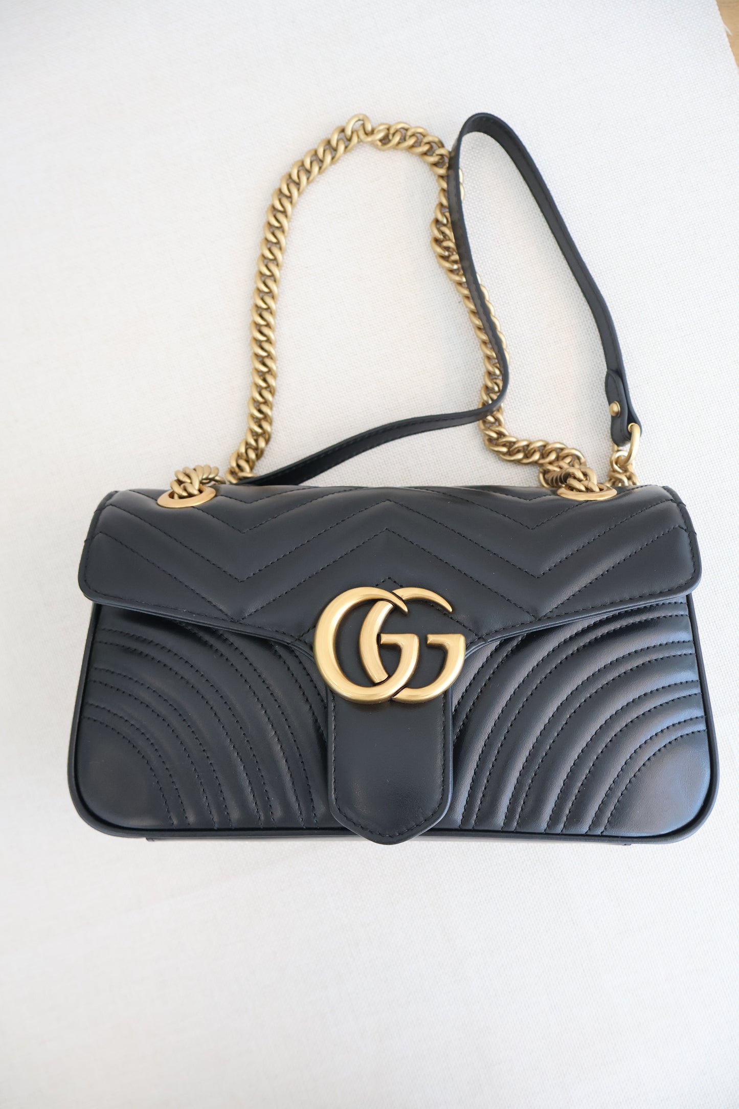 Gucci Marmont Small Shoulder Bag Black (Whatsapp for Price & Grade)