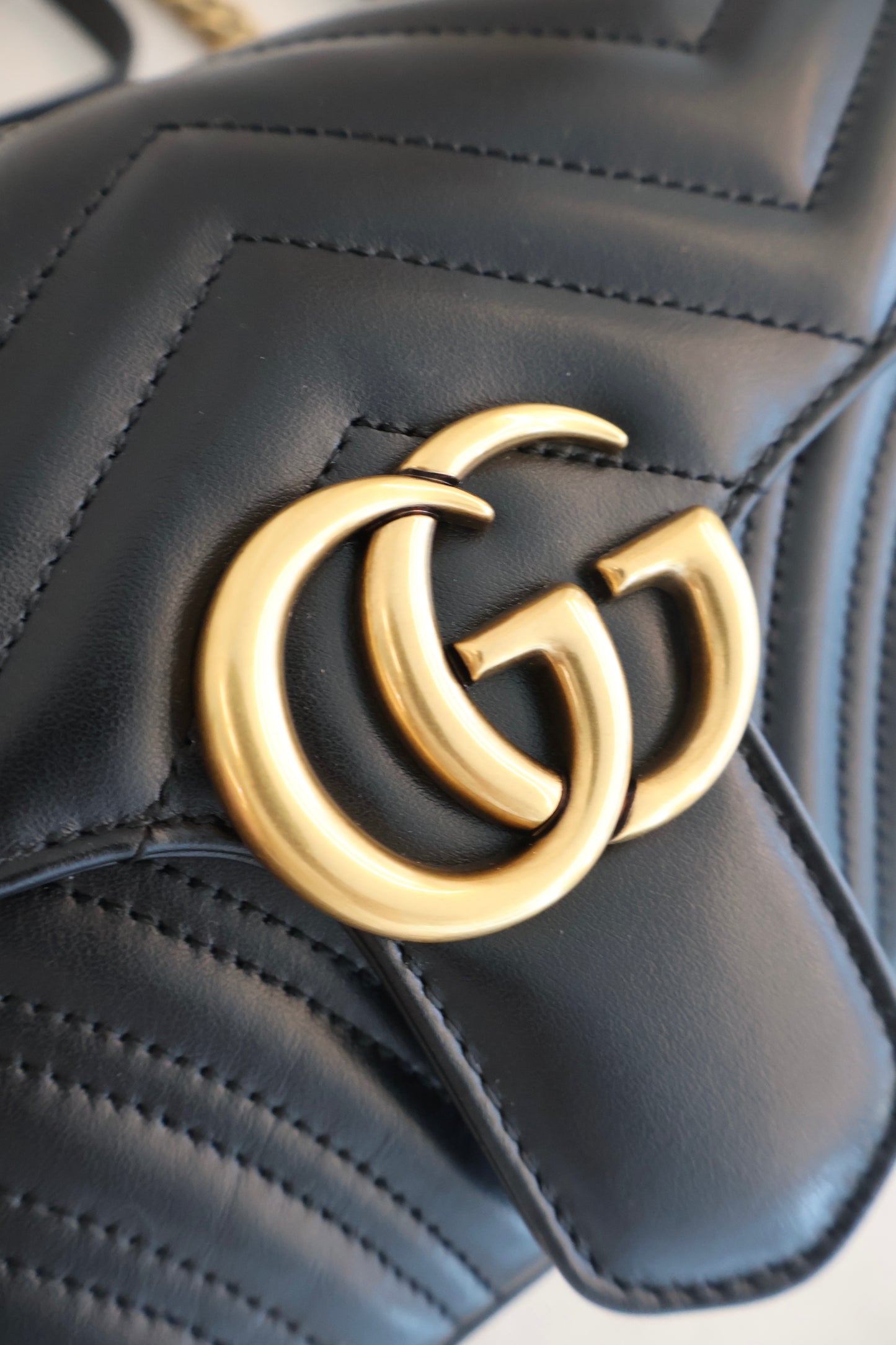 Gucci Marmont Small Shoulder Bag Black (Whatsapp for Price & Grade)