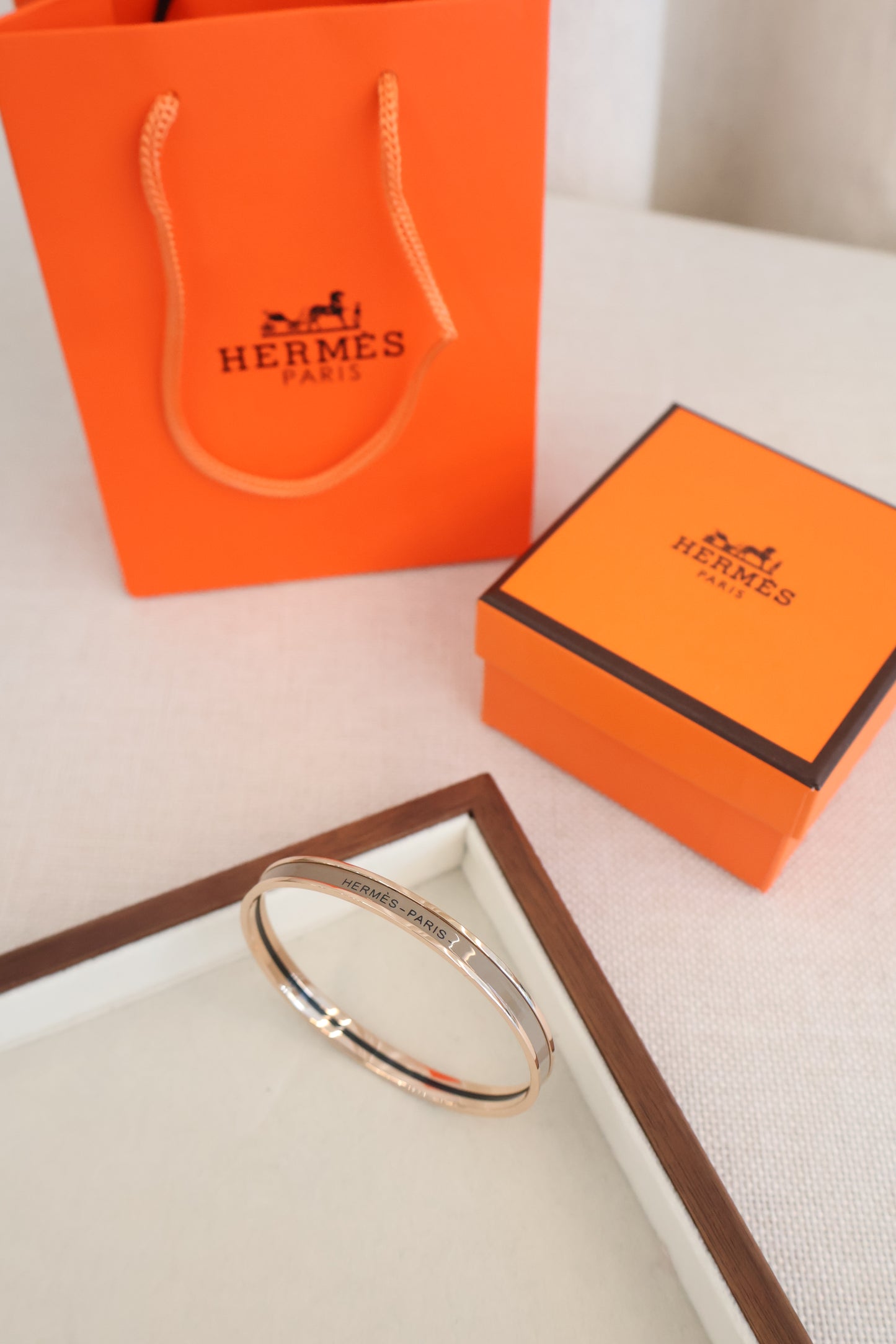 Hermes Uni Bangle Coffee (Whatsapp for Price & Grade)
