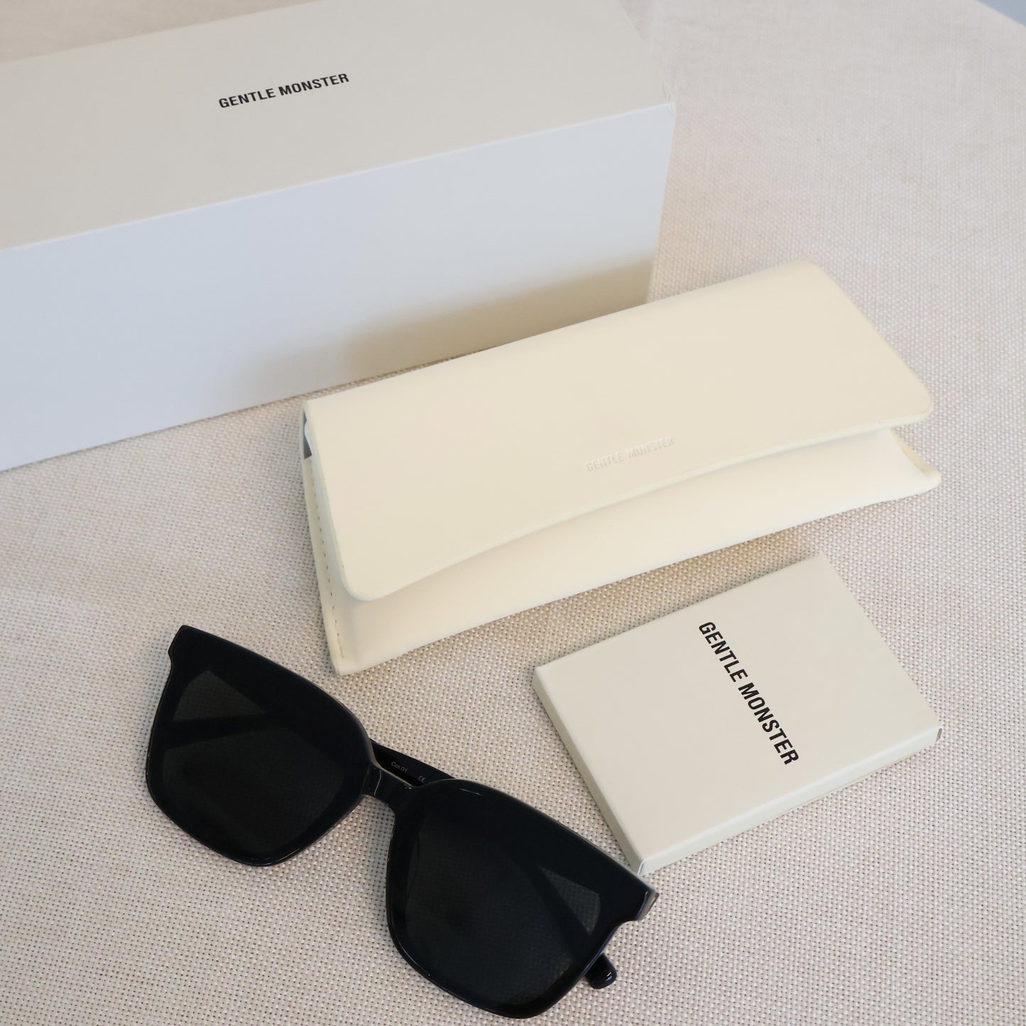 Gentle Monster Plot 01 Sunglasses (Whatsapp for Price & Grade)