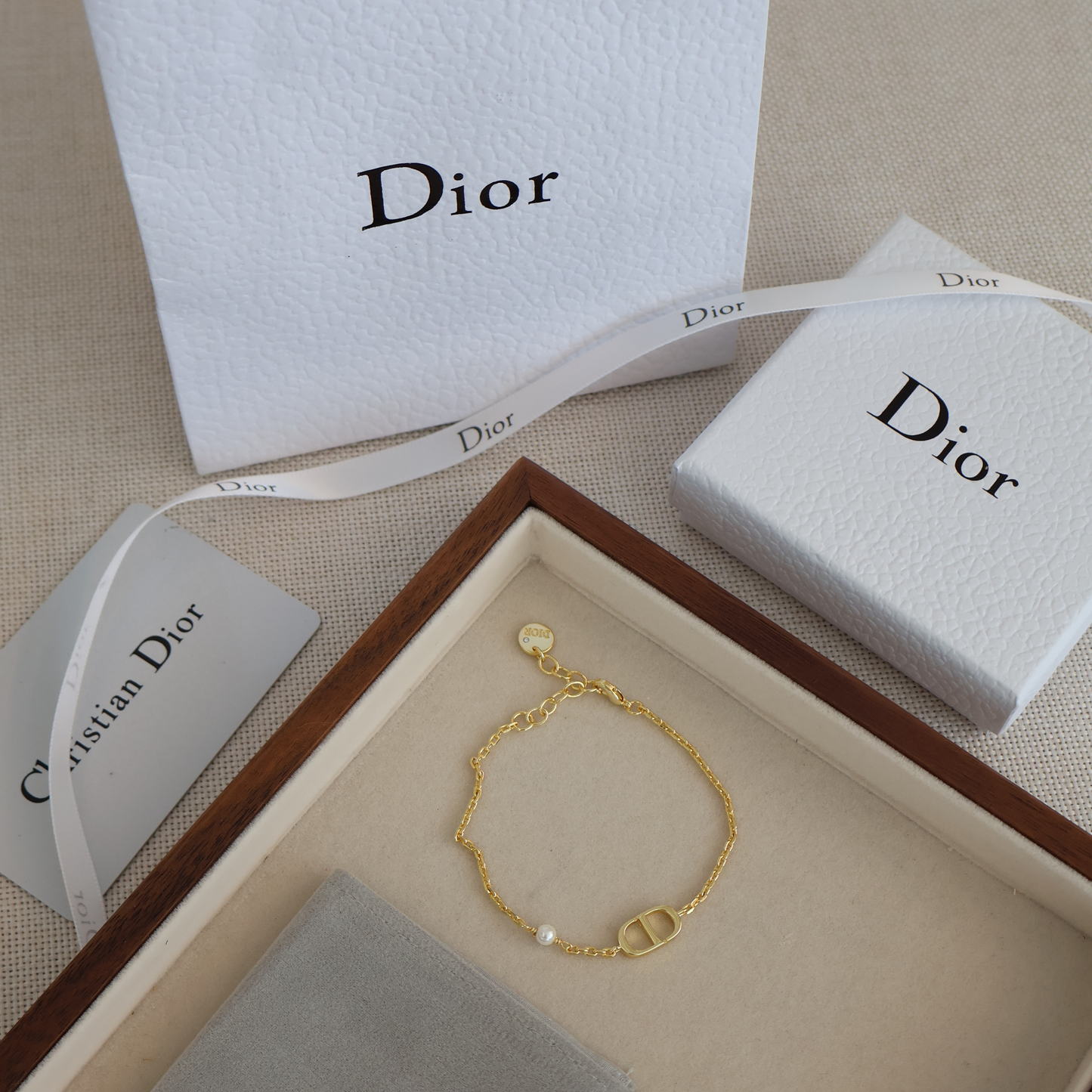 Dior Petit CD (Whatsapp for Price & Grade)