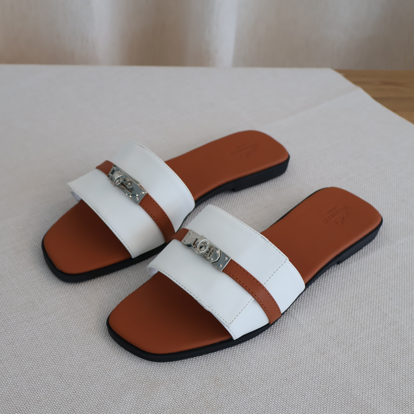 Hermes Slides Brown x White PDD (Whatsapp for Price & Grade)