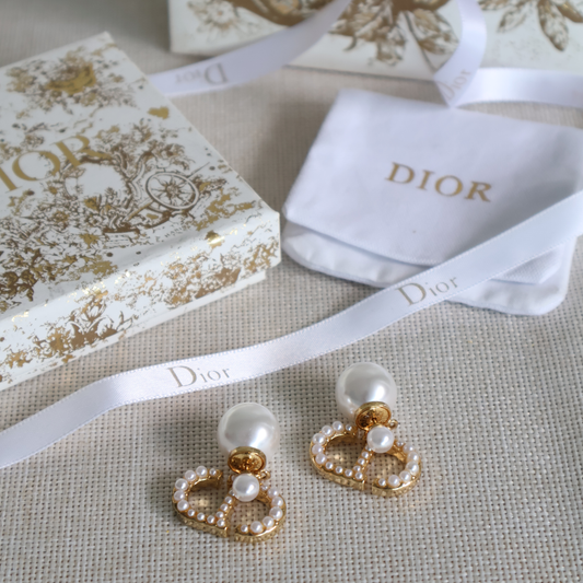 Dior Earrings Pearly (Whatsapp for Price & Grade)