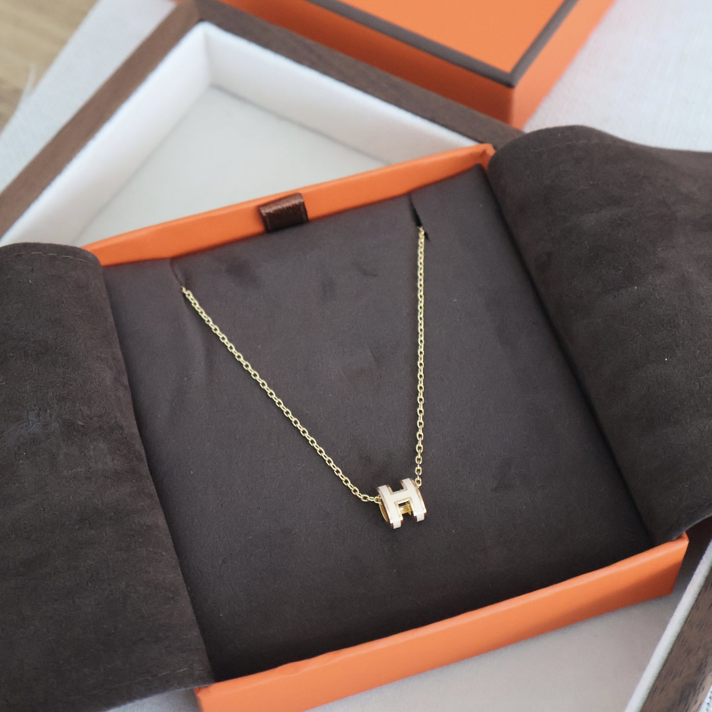 Hermes Necklace Nude x Gold (Whatsapp for Price & Grade)