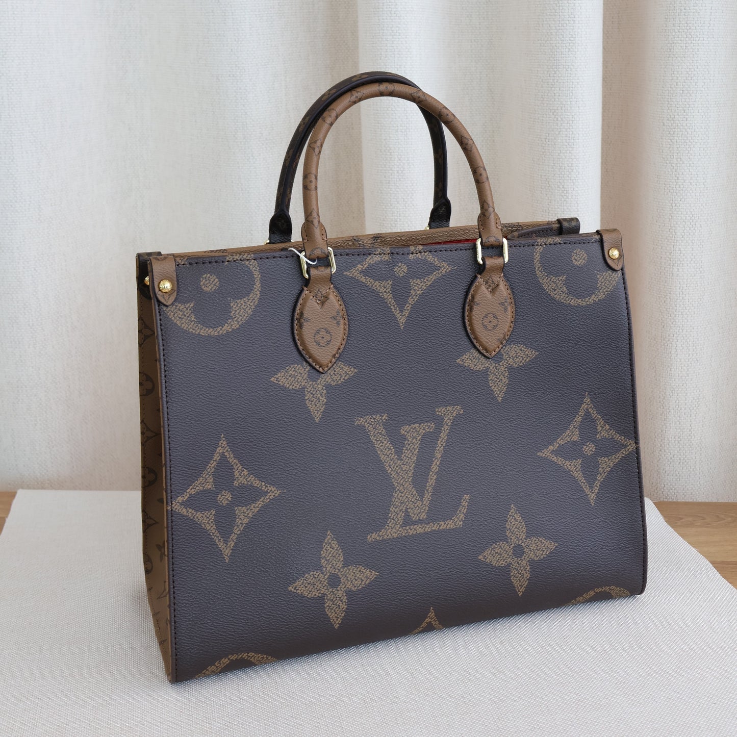 Louis Vuitton OnTheGo MM (Whatsapp for Price & Grade)