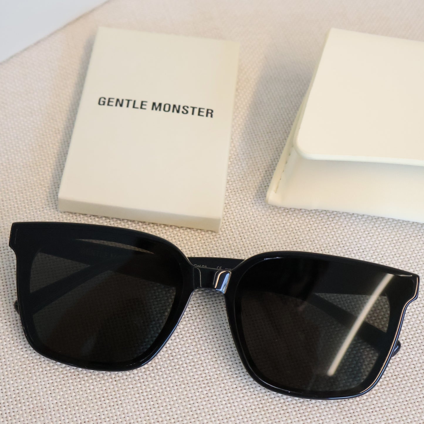 Gentle Monster Plot 01 Sunglasses (Whatsapp for Price & Grade)
