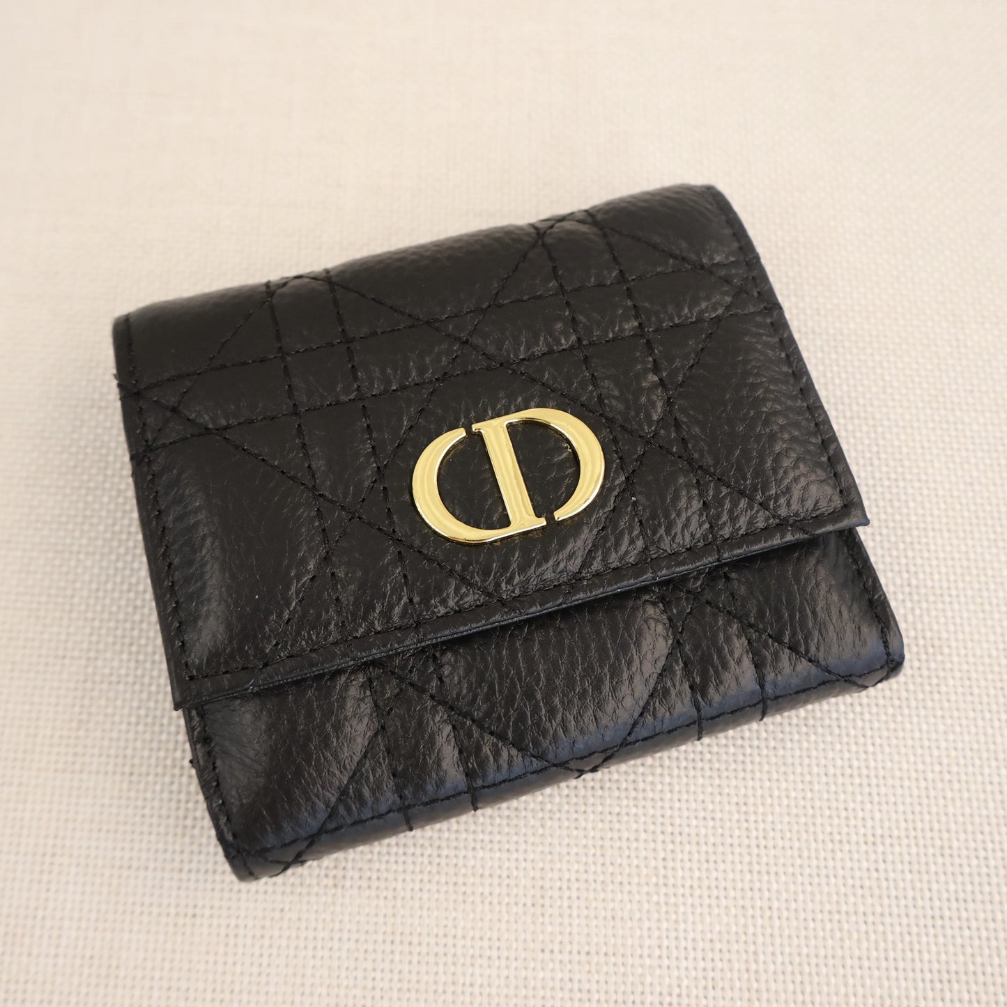 Dior Tri-fold Wallet Black (Whatsapp for Price & Grade)