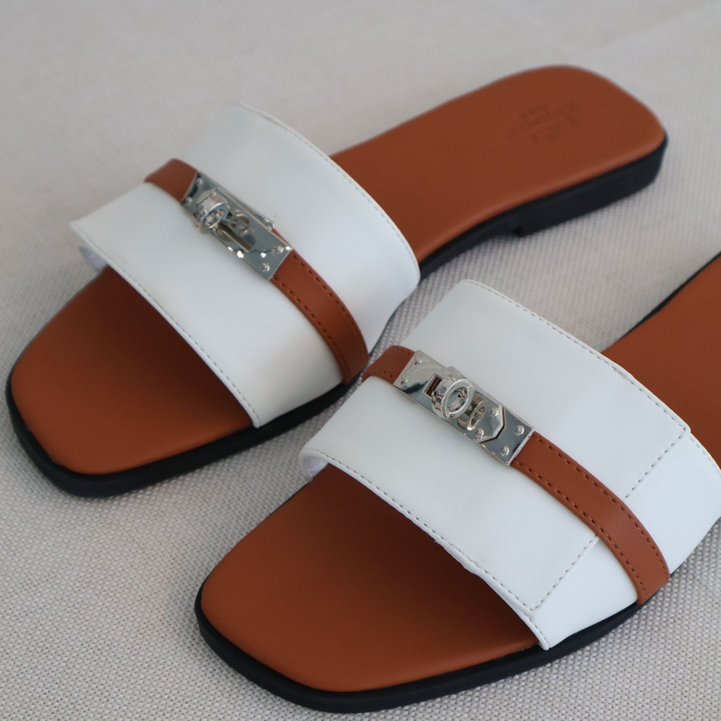 Hermes Slides Brown x White PDD (Whatsapp for Price & Grade)