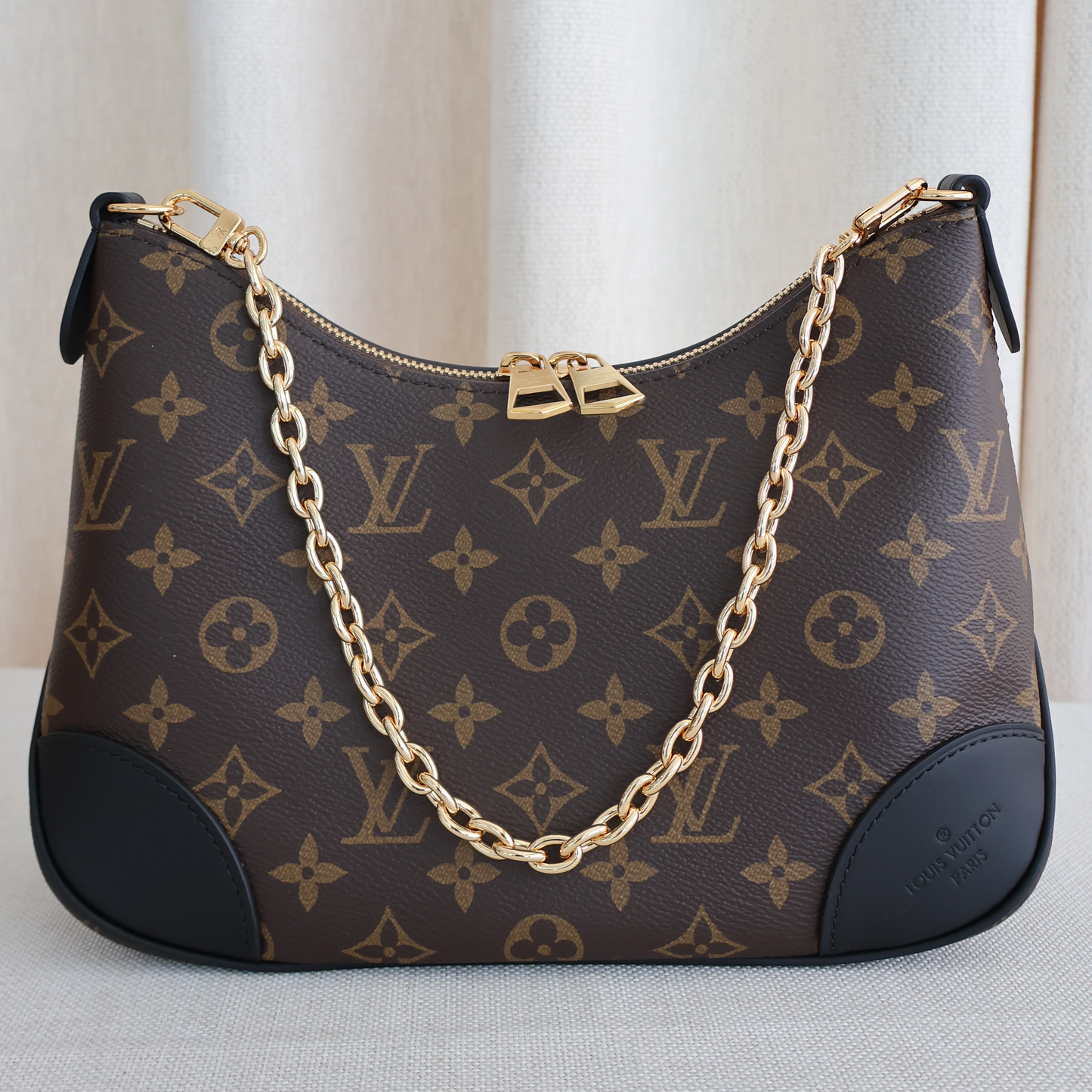 Louis Vuitton Bulogne (Whatsapp for Price & Grade)