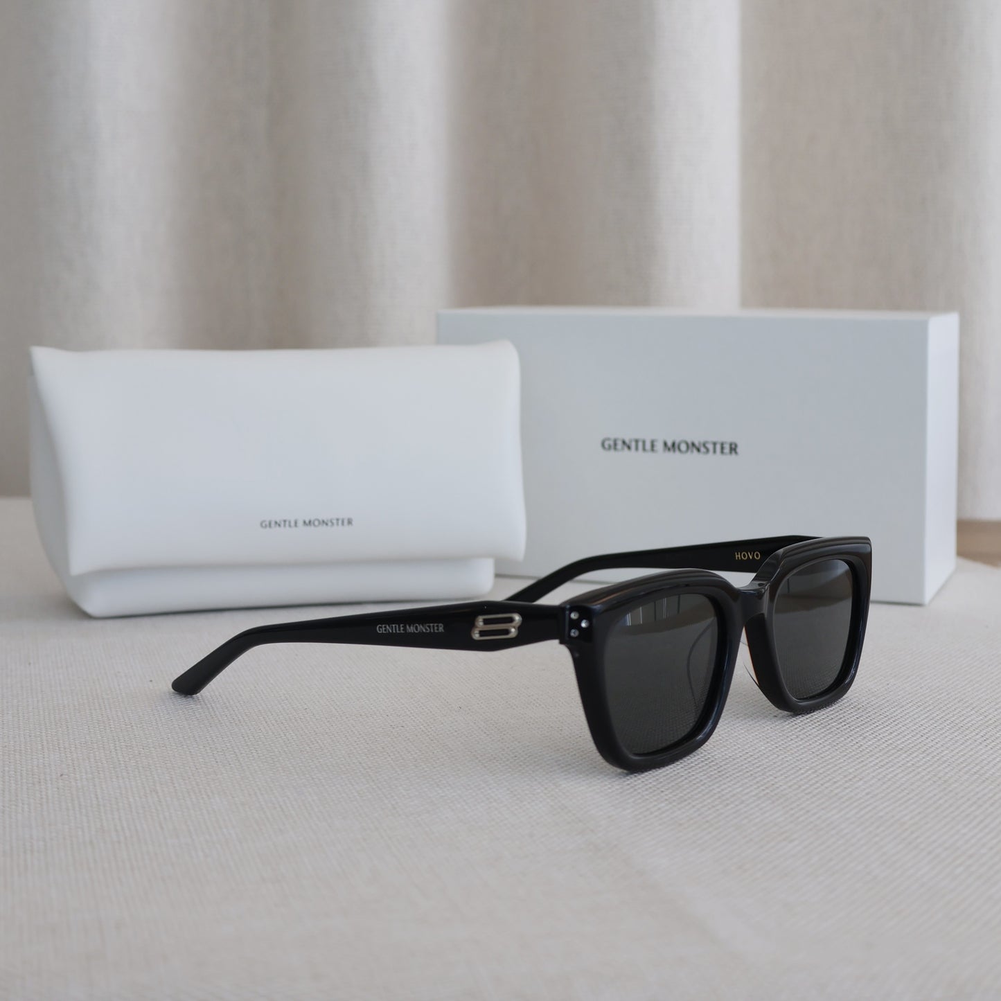 Gentle Monster Hovo 01 Sunglasses (Whatsapp for Price & Grade)