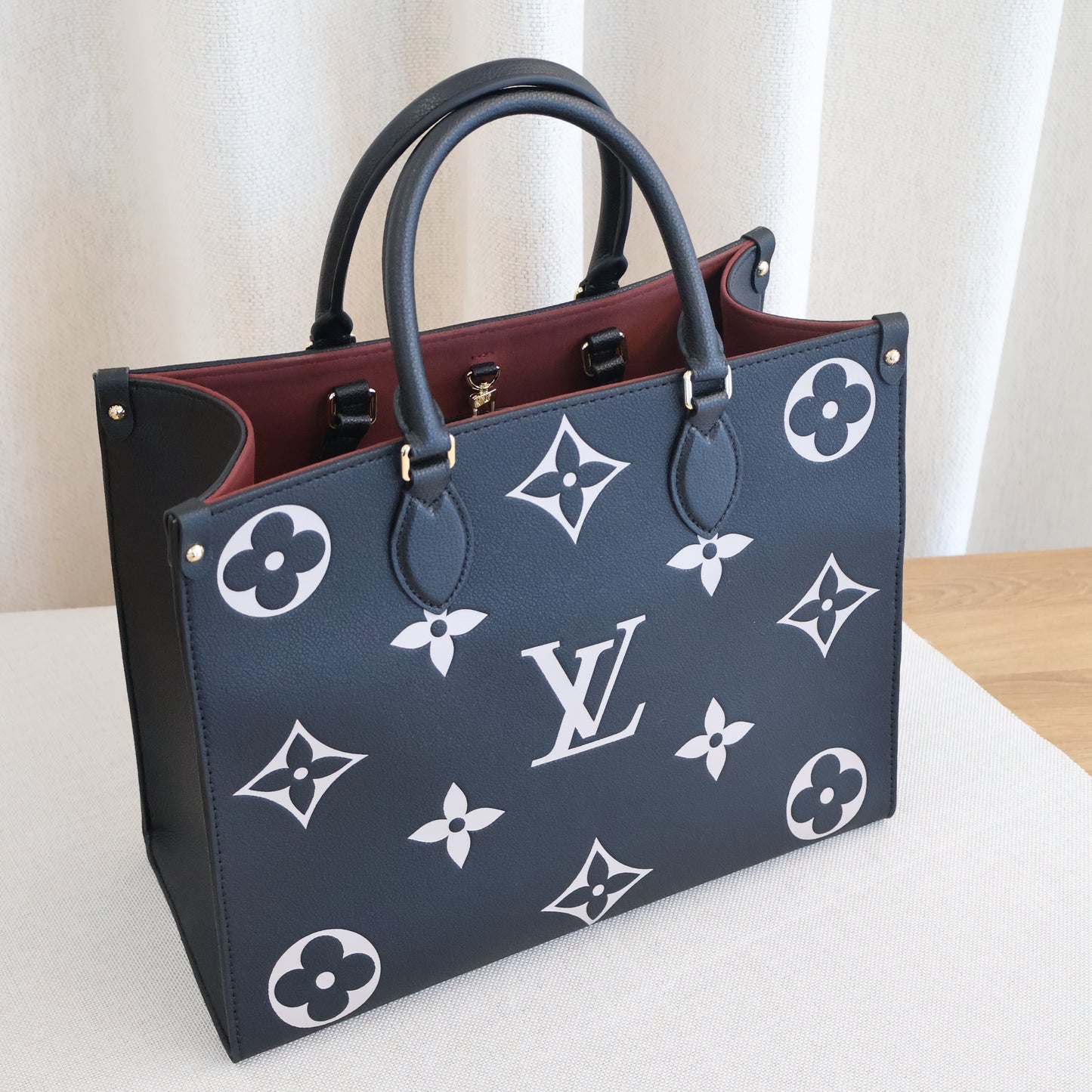 Louis Vuitton OnTheGo Bicolor MM (Whatsapp for Price & Grade)